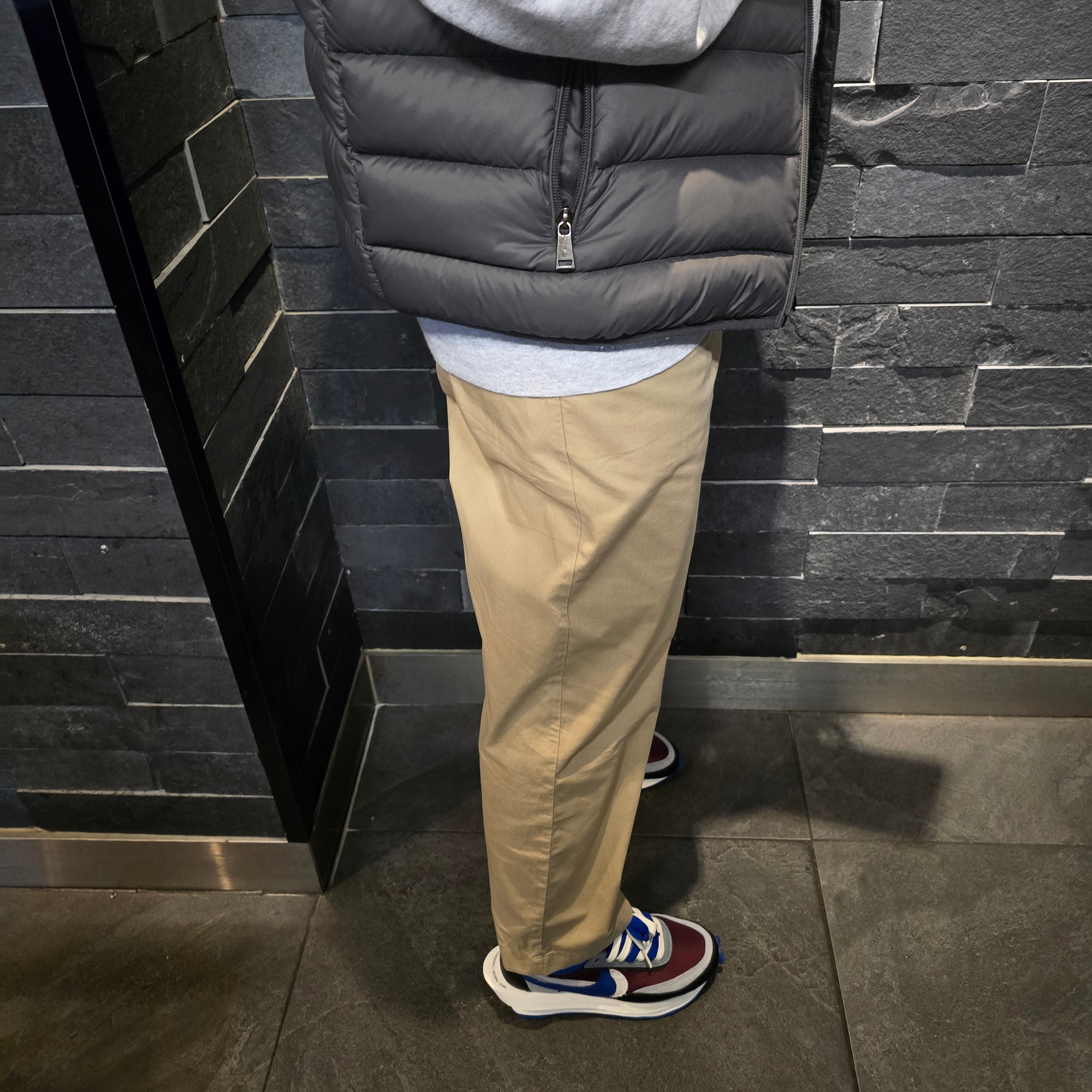 Nike x Sacai x Undercover LDWaffle Night Maroon Team Royal 착용 스타일 - 2