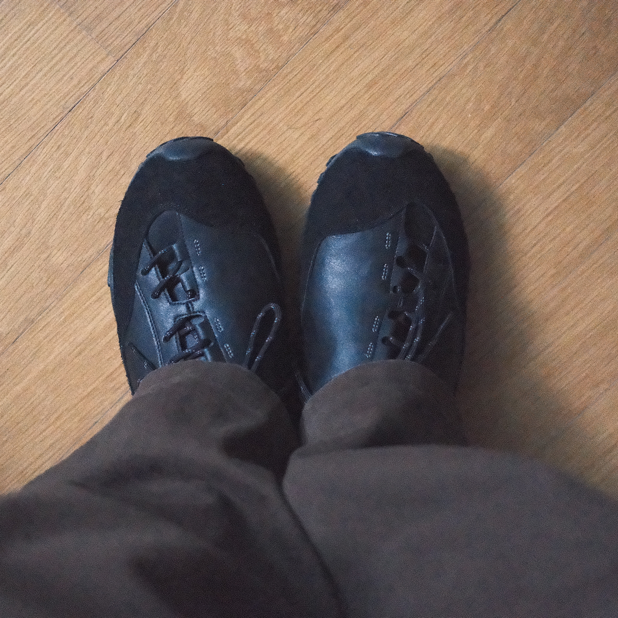 Grds Blucher 08 Leather Black, Nike Air Max Torch 4 Anthracite Metallic Silver 착용 스타일 - 10