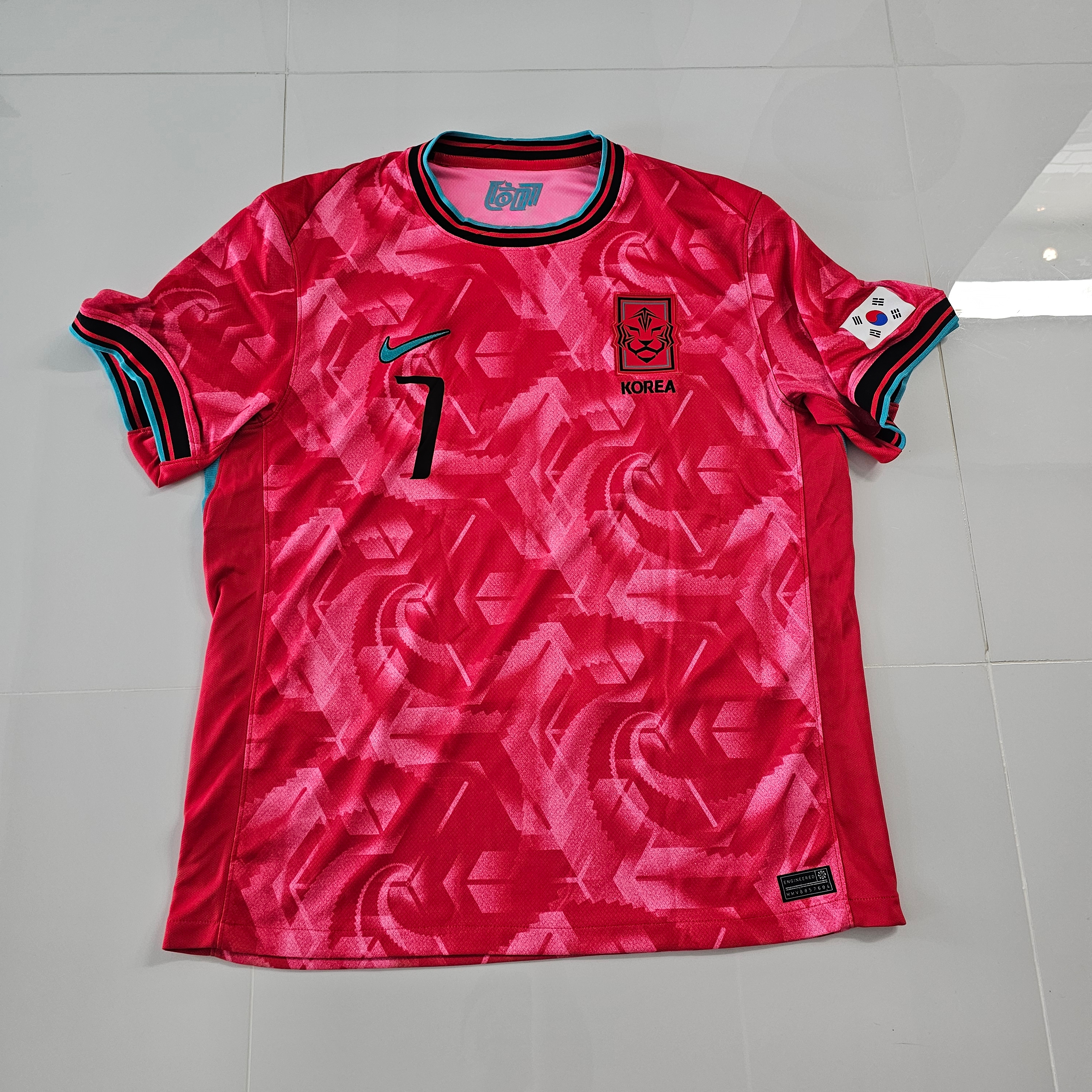 Nike Korea 2023/24 Dri-Fit Stadium Home Replica Jersey Black Global Red - Asia (Non Marking Ver.) 착용 스타일