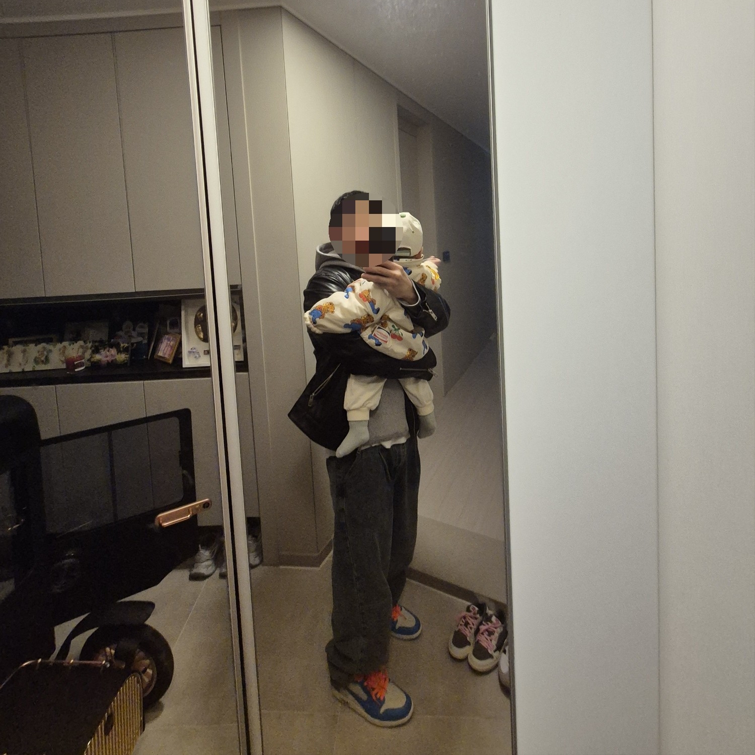 Jordan 1 x Off-White Retro High University Blue, Supreme Box Logo Hooded Sweatshirt Heather Grey - 25FW 착용 스타일 - 2
