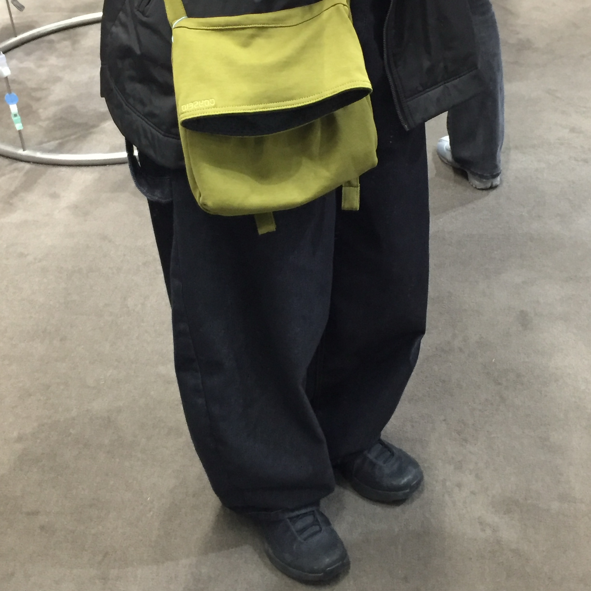 COYSEIO Folding Sweat Cross Bag Olive, Arc'teryx Kopec GTX Black Yukon 착용 스타일
