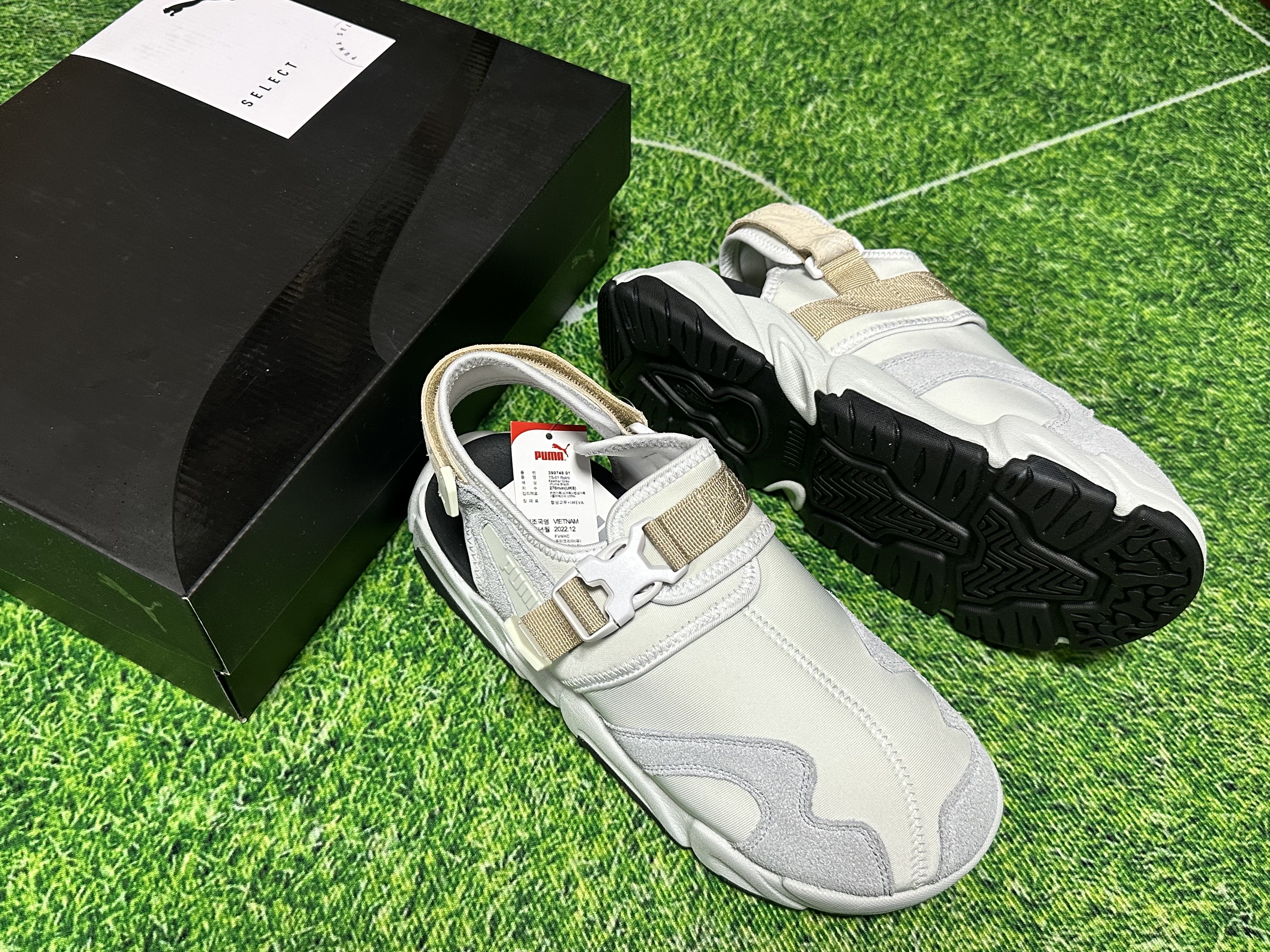 Puma TS-01 Retro Feather Grey Black 착용 스타일