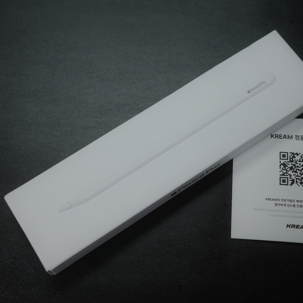 Apple Pencil Pro (Korean Ver.) 착용 스타일 - 1