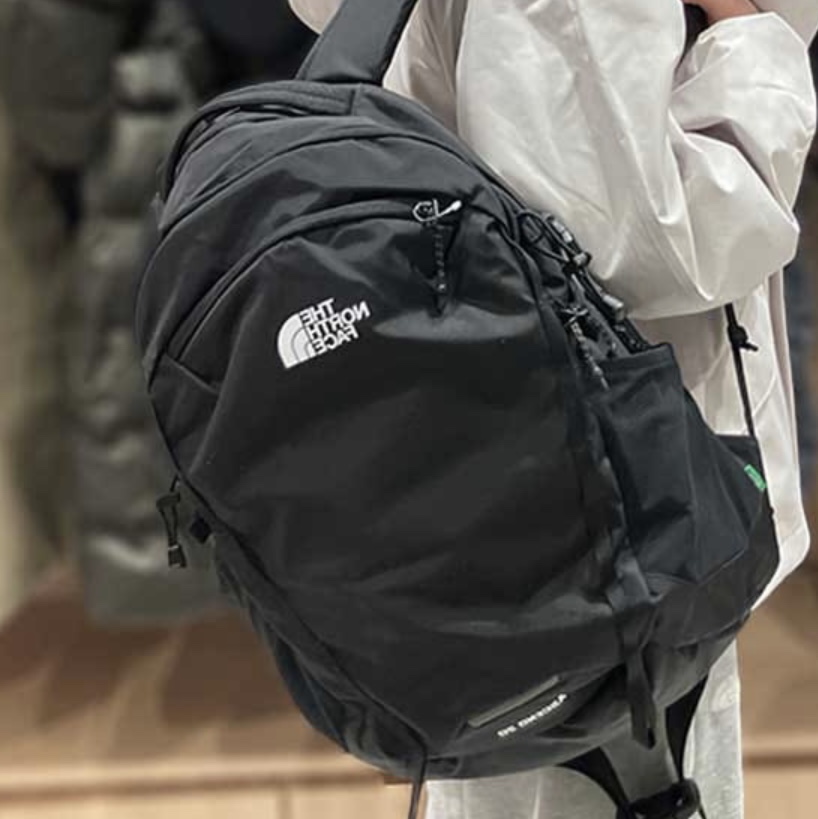 The North Face Ascend LT 20 Black 착용 스타일 - 1