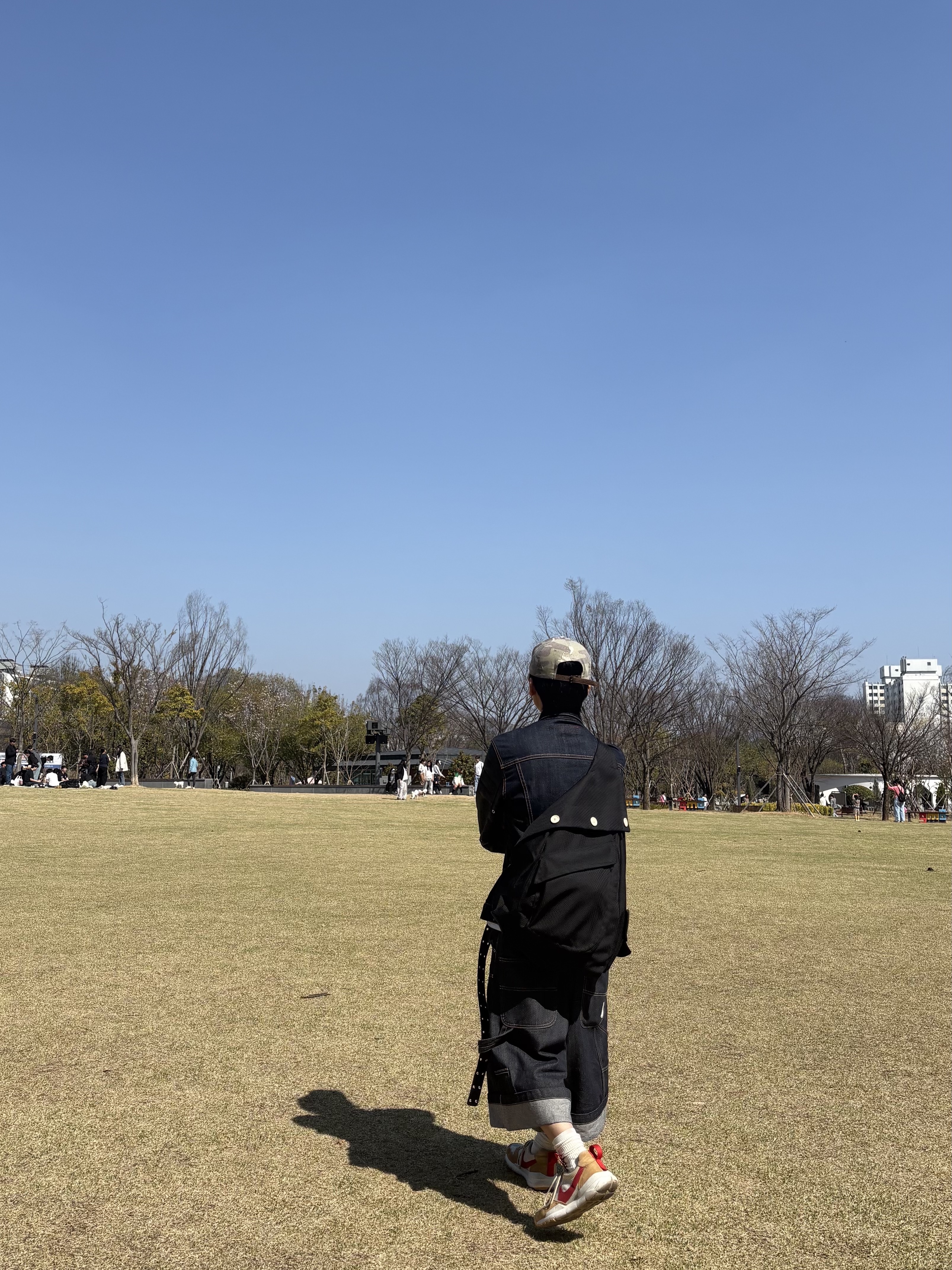 Nike x Martine Rose Shox MR4 Black, Kamien x MJD Double Hole Belt Black Shearling Calfskin 착용 스타일 - 5