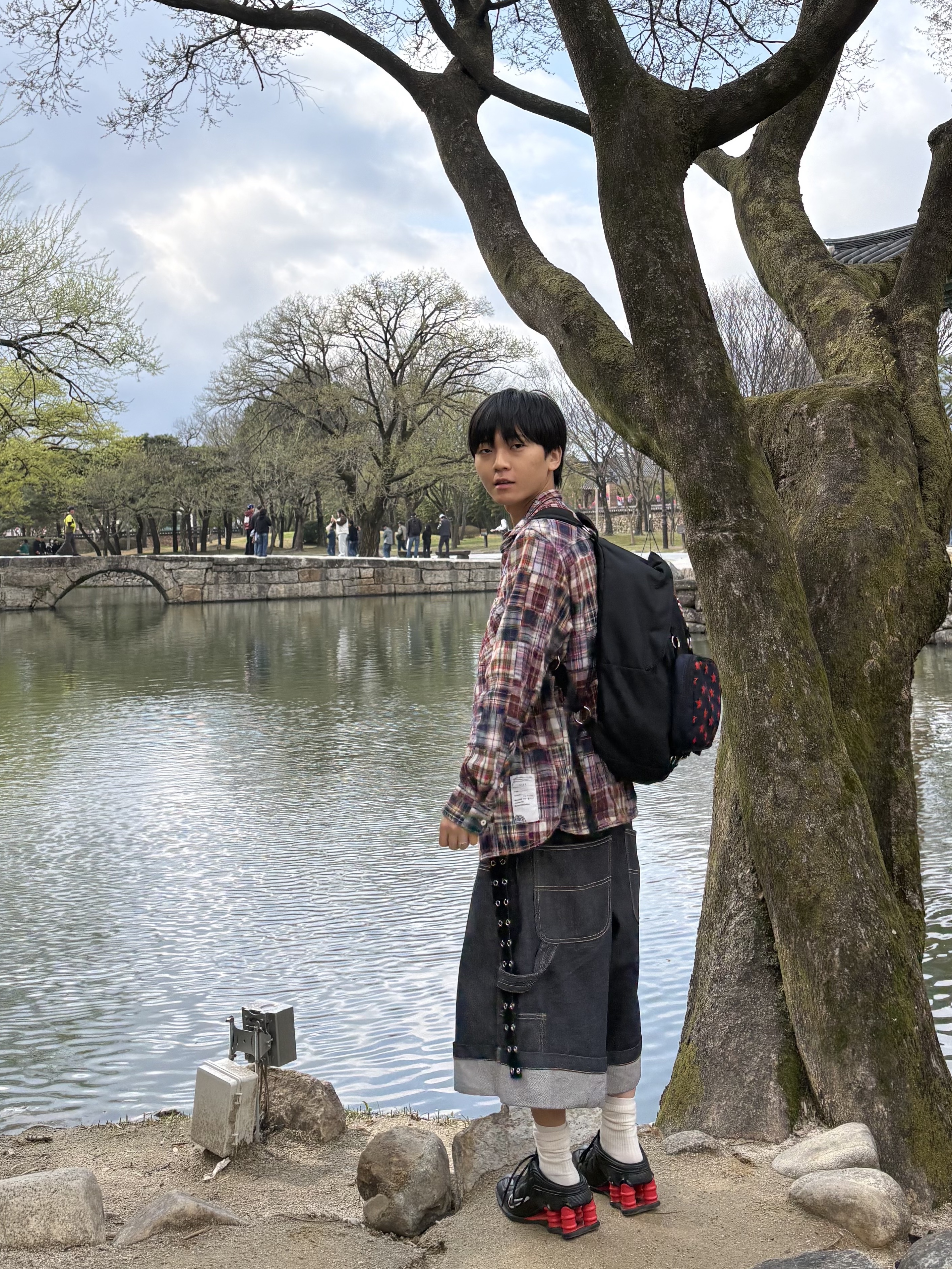 Nike x Martine Rose Shox MR4 Black, Kamien x MJD Double Hole Belt Black Shearling Calfskin 착용 스타일 - 2