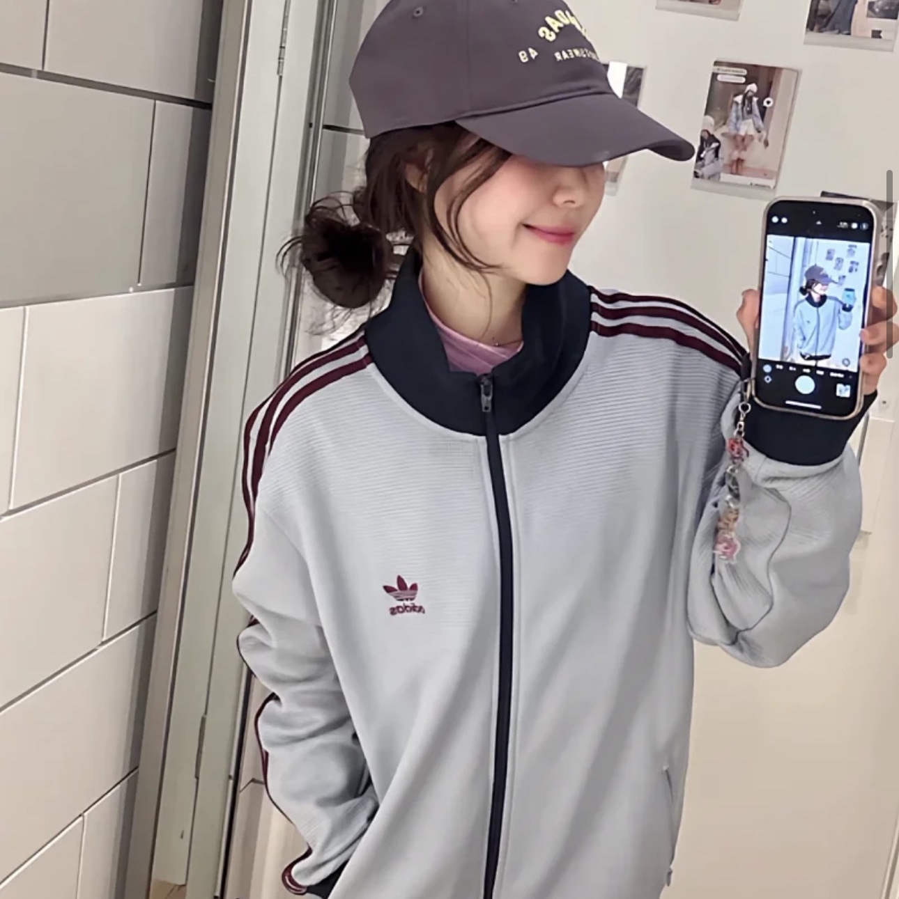 Adidas Originals Track Top Light Grey - KR Sizing, Adidas Firebird Metallic Track Top Black - KR Sizing 착용 스타일 - 1