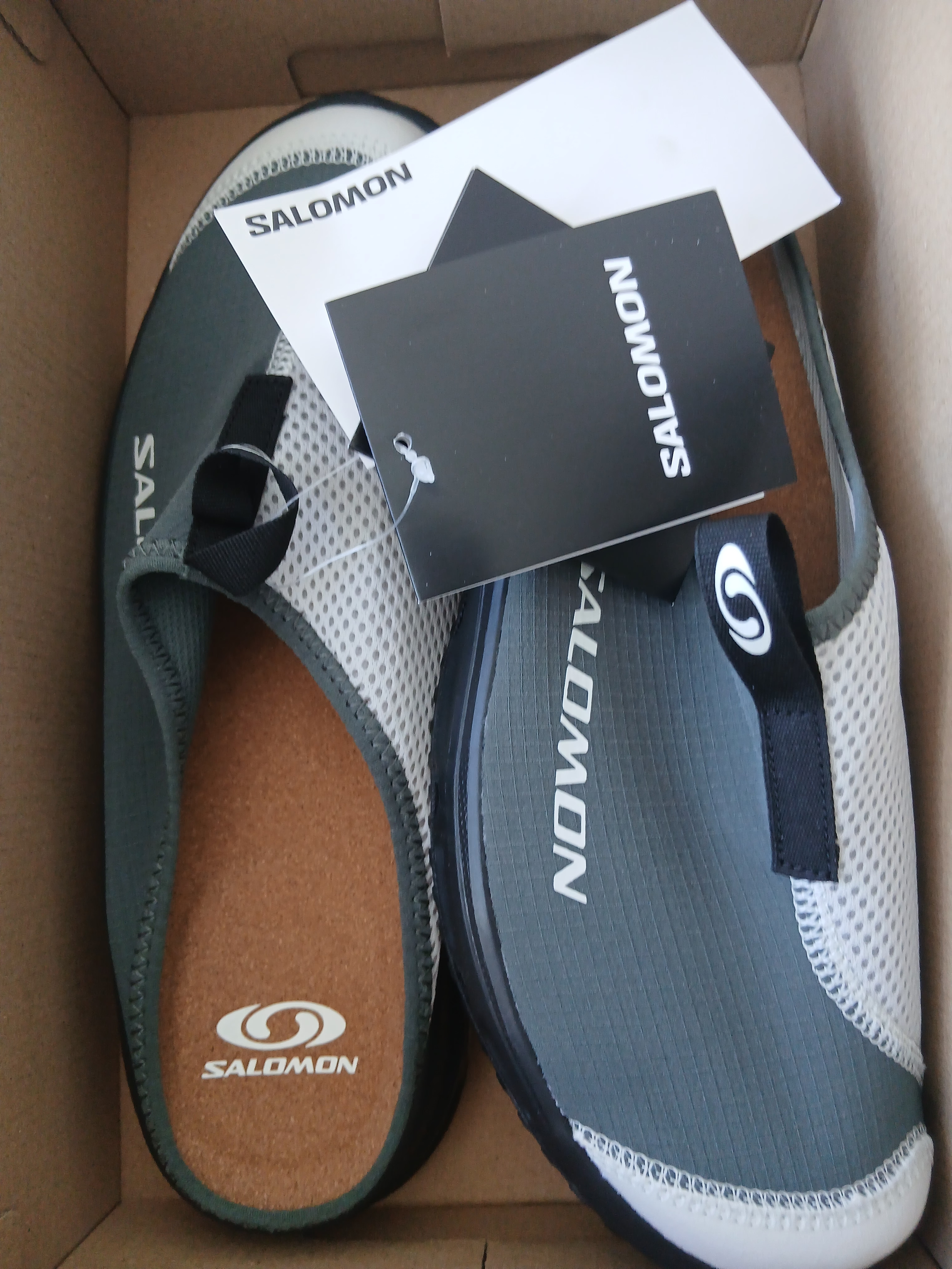 Salomon RX Slide 3.0 Urban Chic Lunar Rock 착용 스타일 - 1