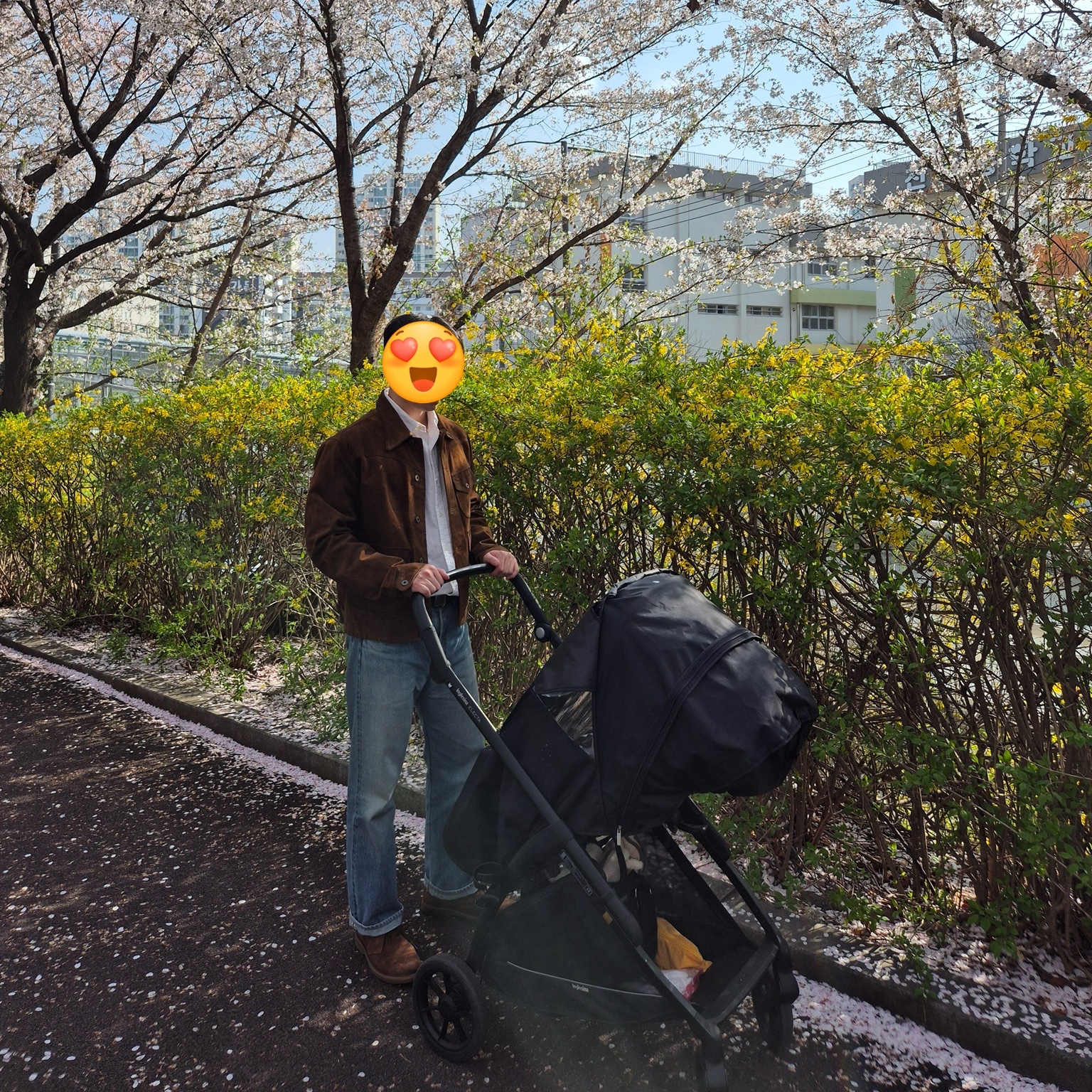 Double RL Roughout Suede Jacket Brown, [30% 적립] Polo Ralph Lauren Classic Fit Garment Dyed Oxford Shirt White 착용 스타일 - 1