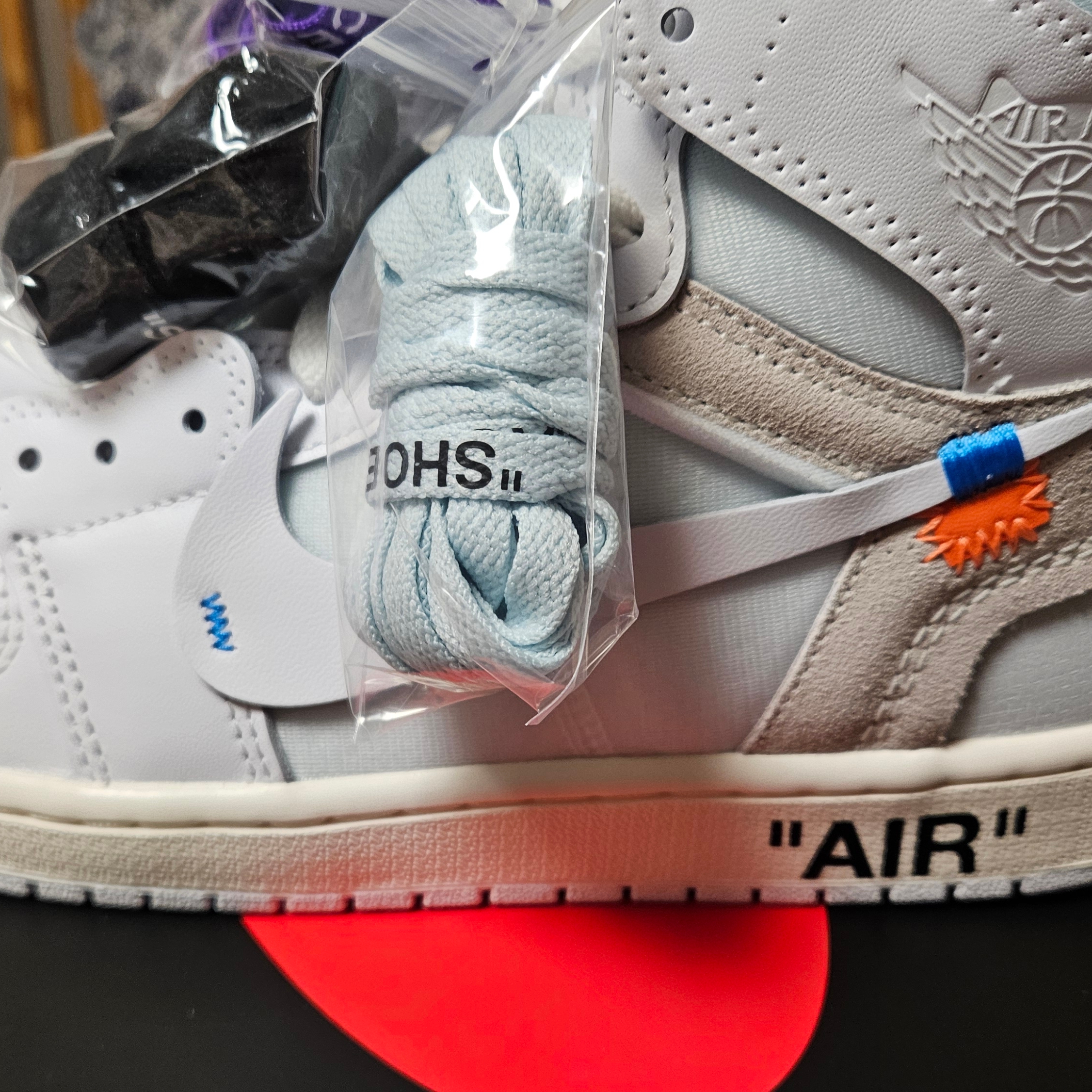 Jordan 1 x Virgil Abloh Archive Retro High Alaska White 착용 스타일 - 3