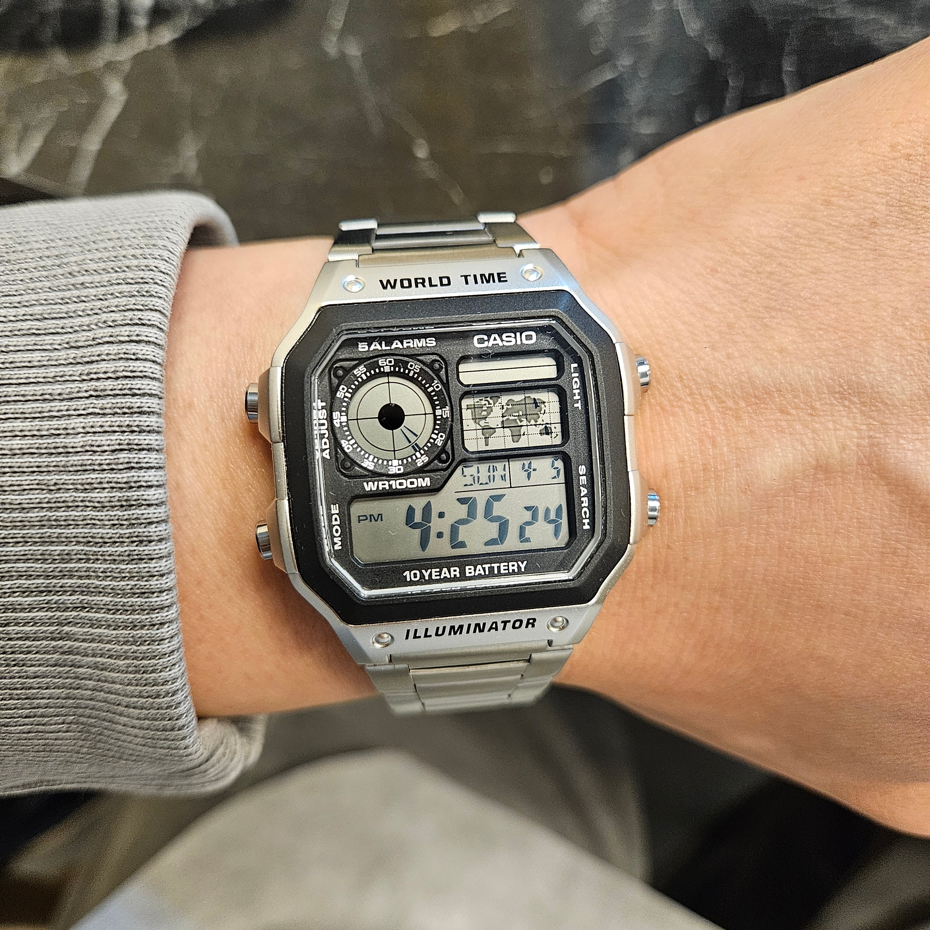 Casio AE-1200WHD-1AV 착용 스타일 - 1