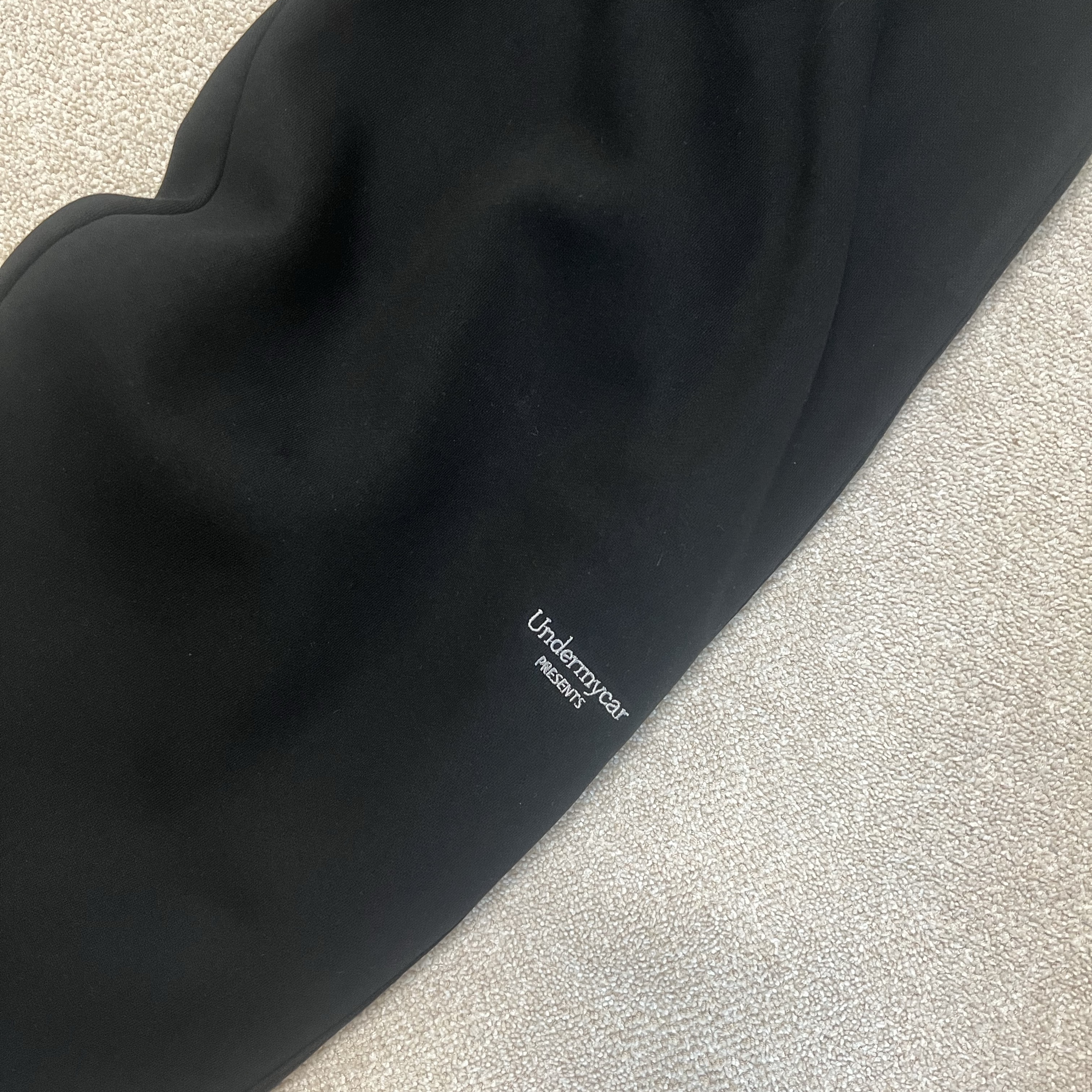 Undermycar Mu.03 Anti Fxxking Logo Play Oversized Sweat Jogger Black 착용 스타일 - 5