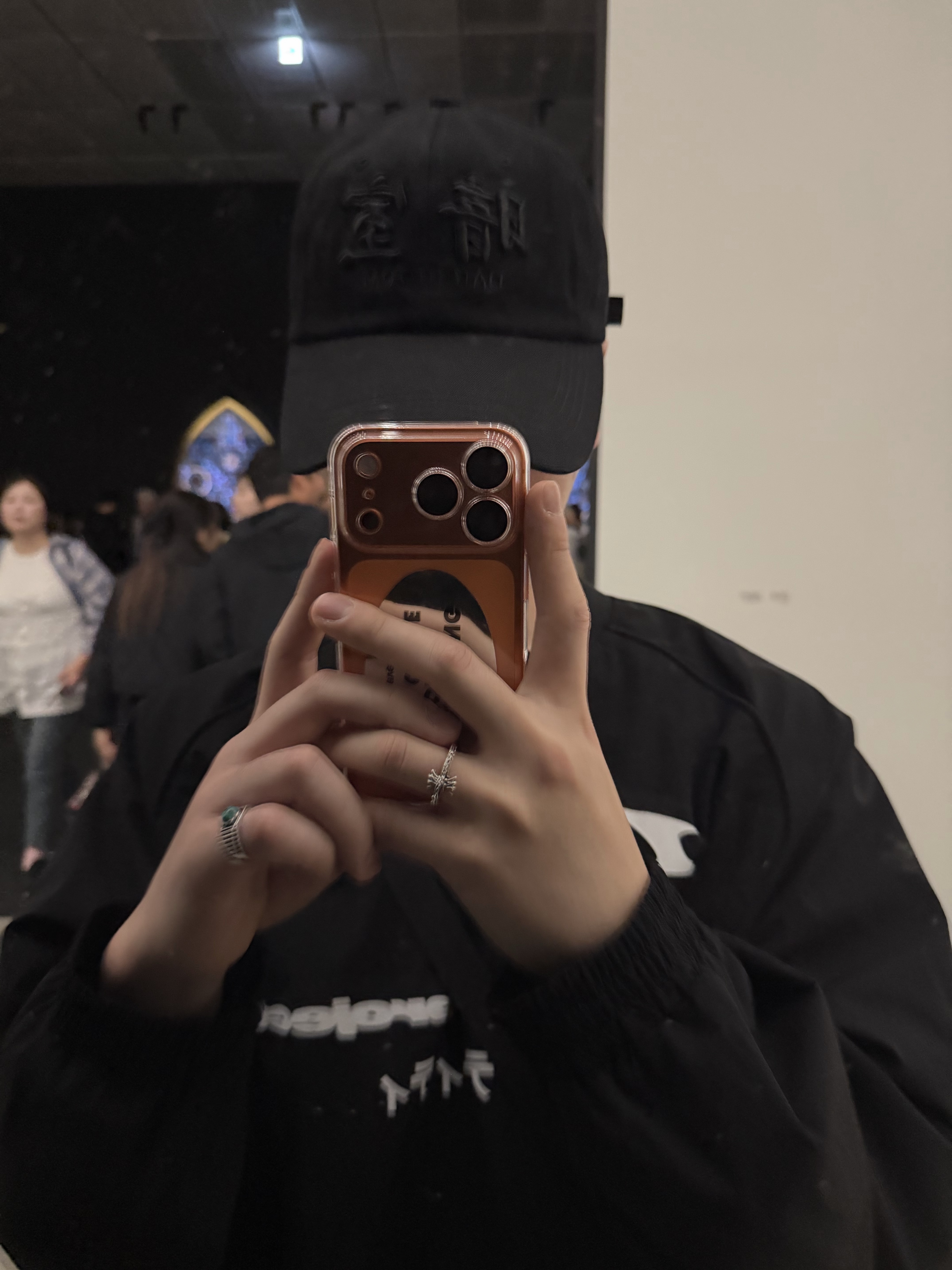 Darkr8m Studio Black Logo Cap, Supreme Webbing Keychain Yellow Camo - 23SS 착용 스타일 - 6
