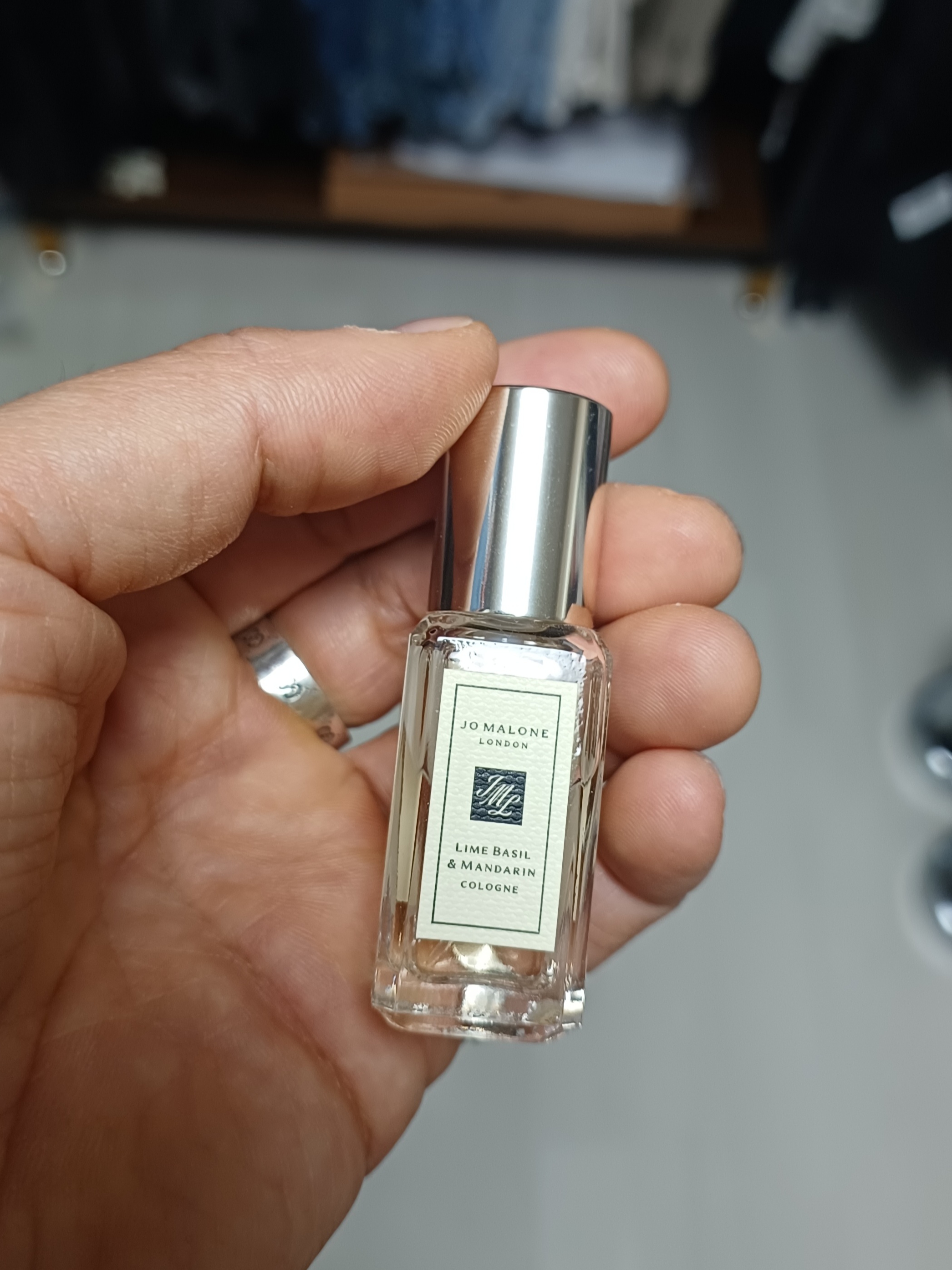 Jo Malone Lime Basil & Mandarin Cologne 9ml 착용 스타일