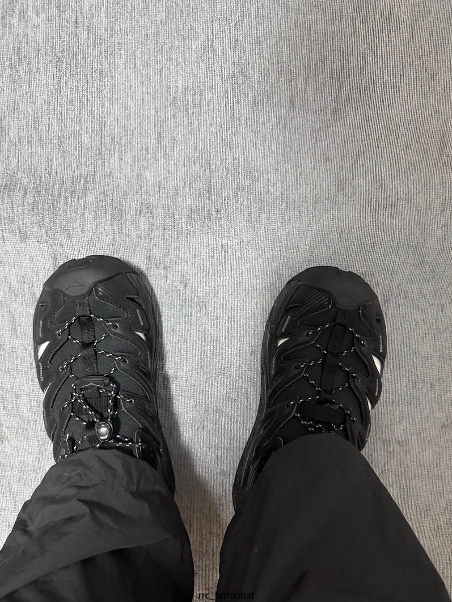 Hoka Hopara Black Castlerock - 26SS 착용 스타일