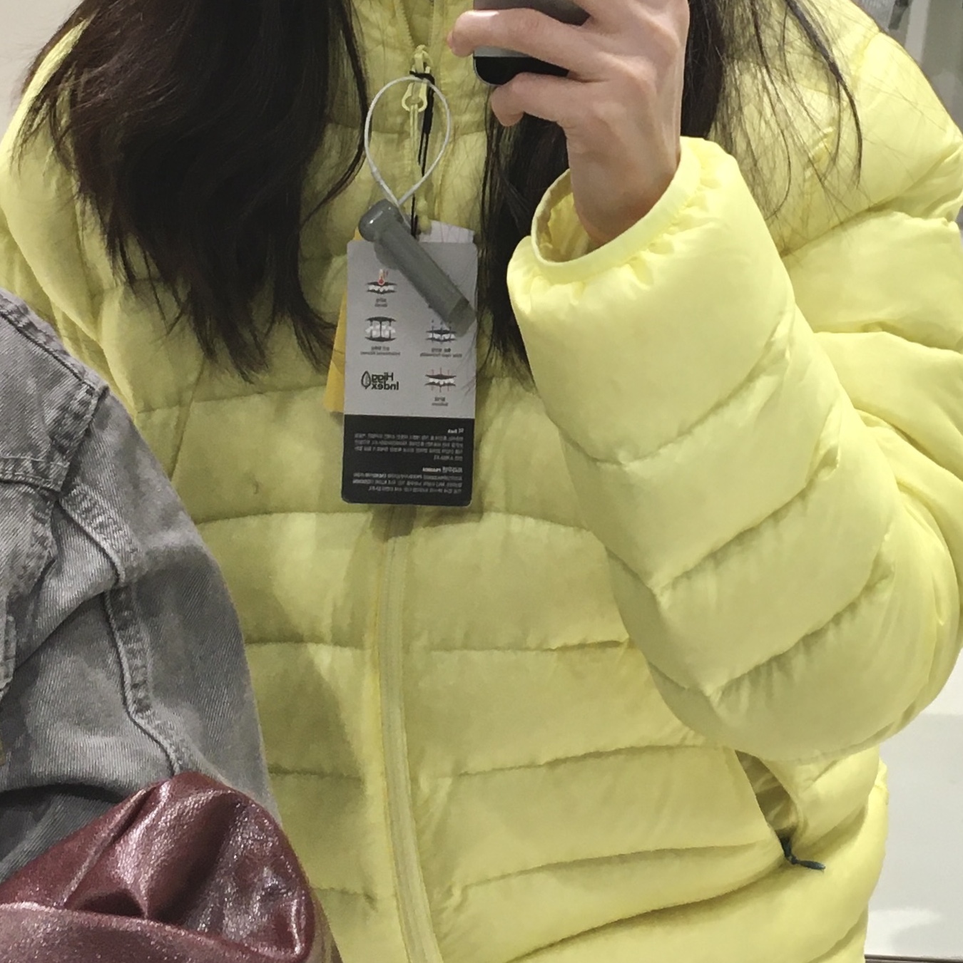 Sunlove Hooded Fly Light Down Jacket Yellow 착용 스타일