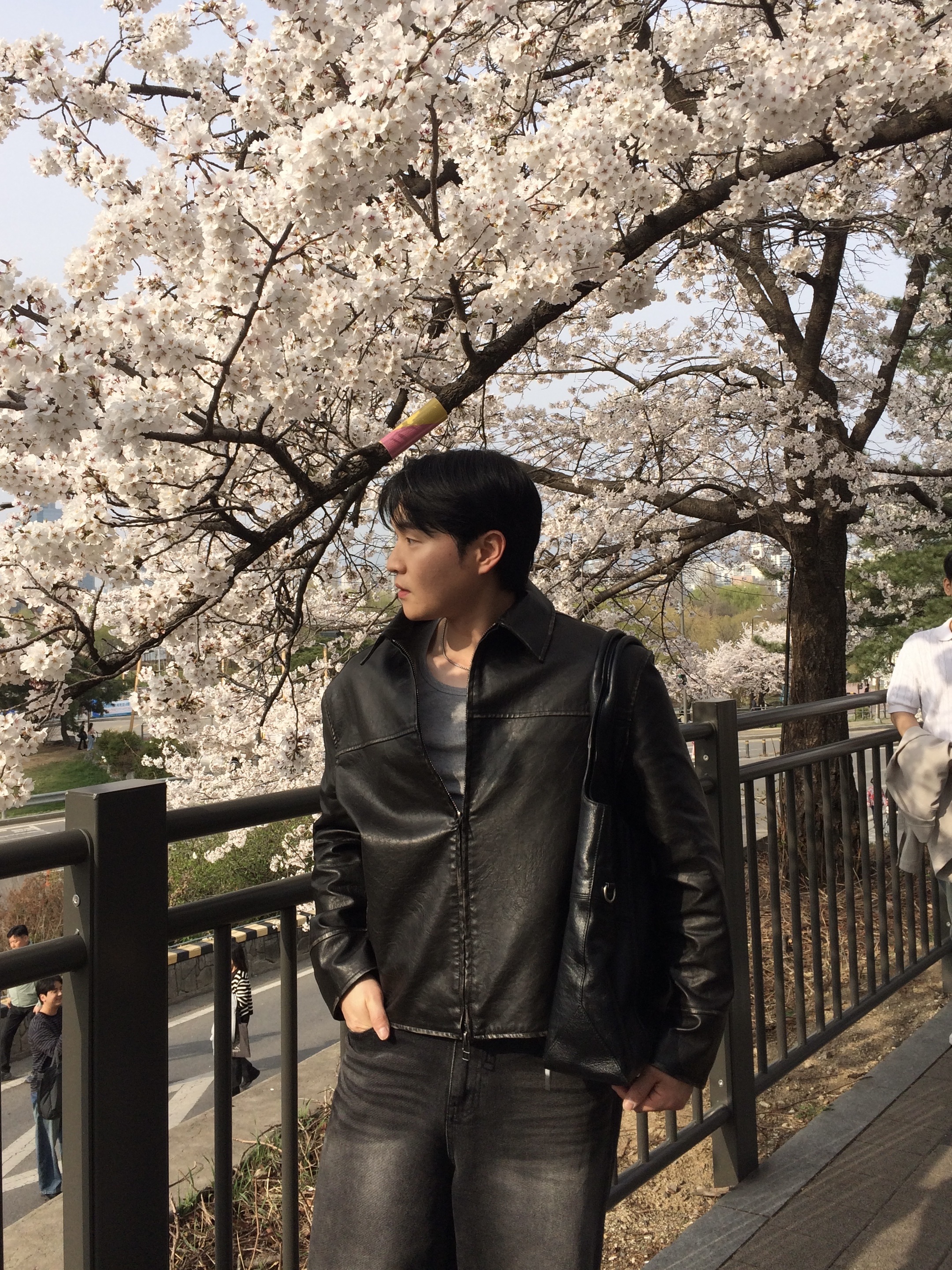 Romantic Move Selection Square Toe Chelsea Boots Black 착용 스타일 - 2