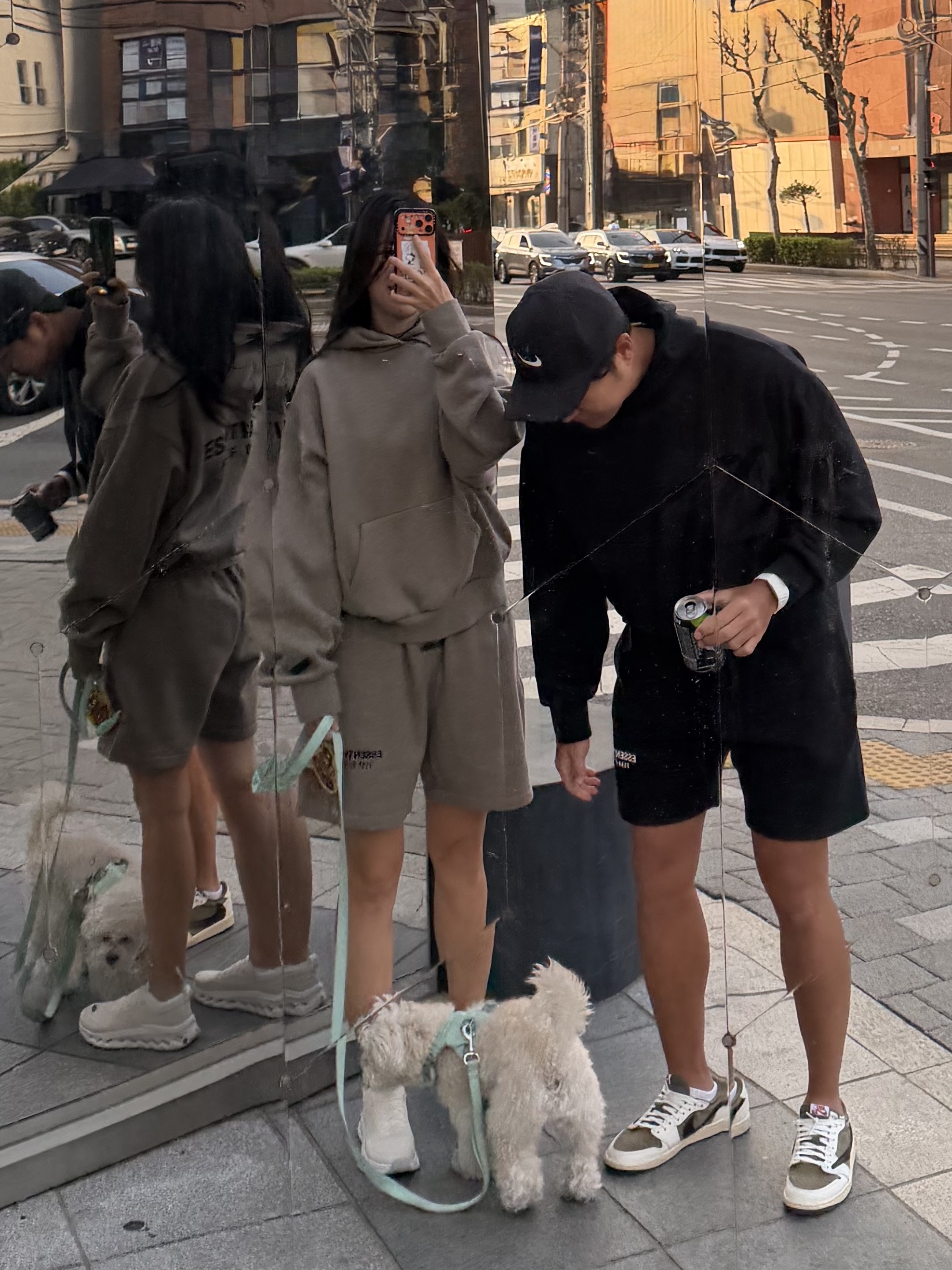 Essentials Fleece Hoodie Heather Grey - 24FW, Jordan 1 x Travis Scott Retro Low OG SP Reverse Olive 착용 스타일