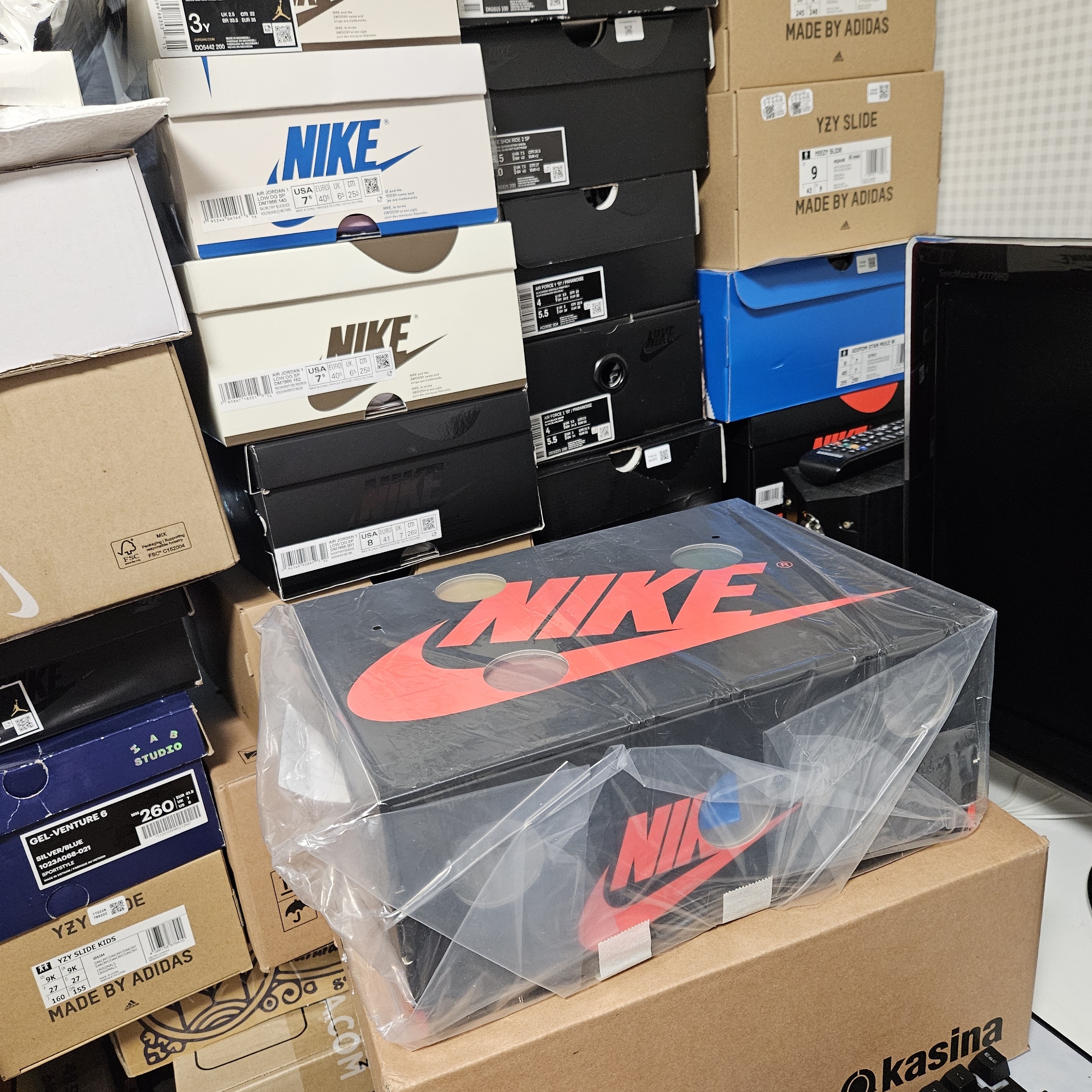 Jordan 1 x Virgil Abloh Archive Retro High Alaska White 착용 스타일 - 3