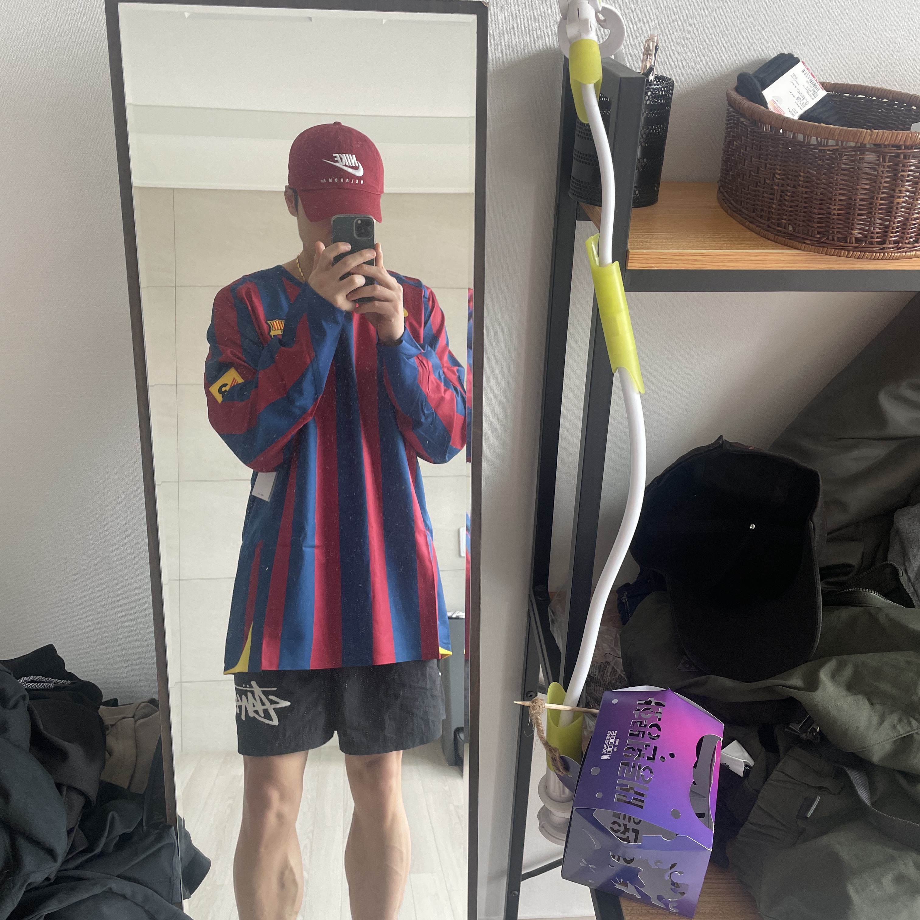Nike Ronaldinho FC Barcelona 2005/06 Retro Soccer Replica Long-Sleeve Jersey (HQ1462-471) (Marking Ver.) 착용 스타일