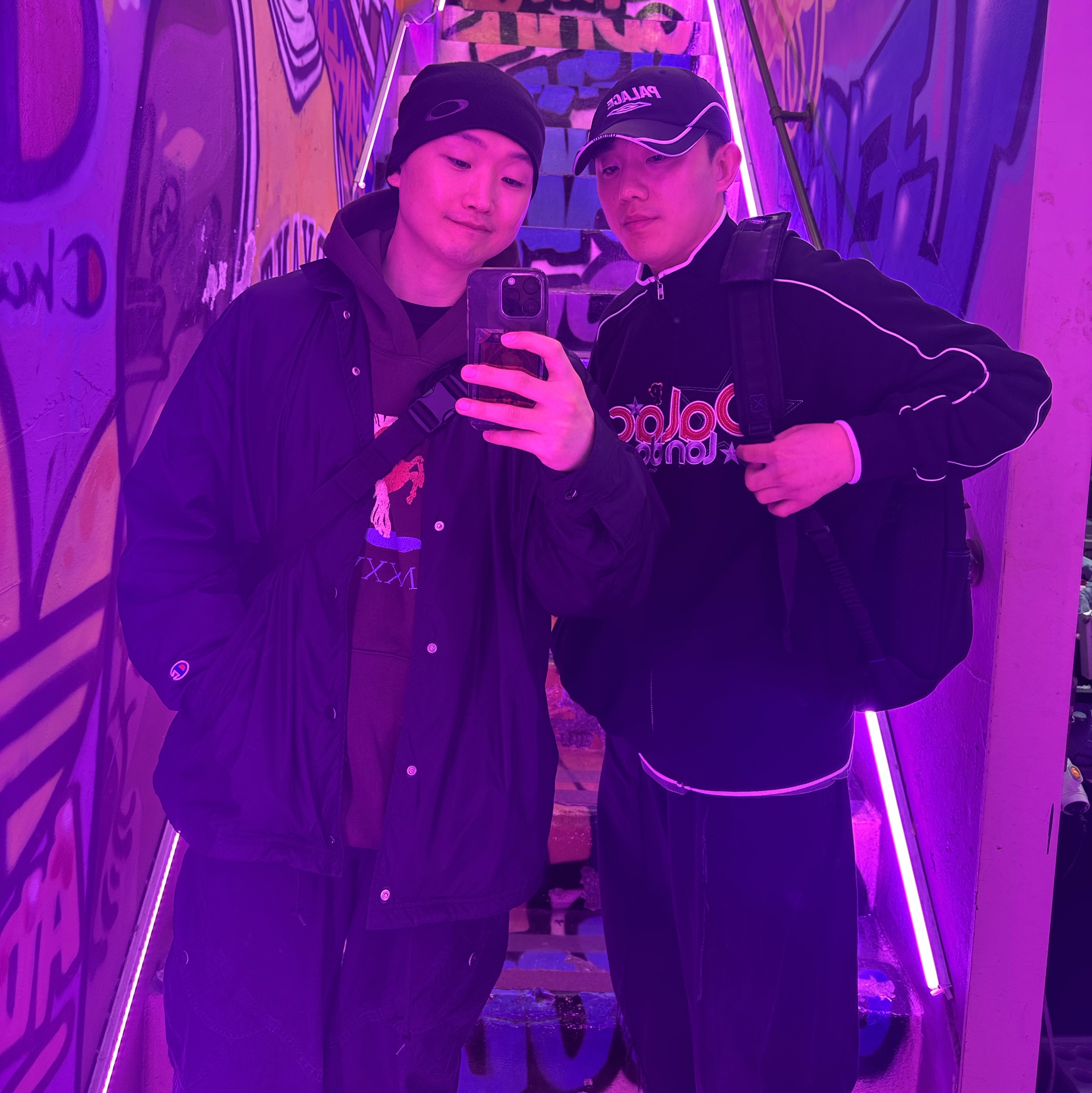 Palace Grimey Zip Funnel Black - 23FW, Palace x Umbro Cap Black - 24SS 착용 스타일 - 5
