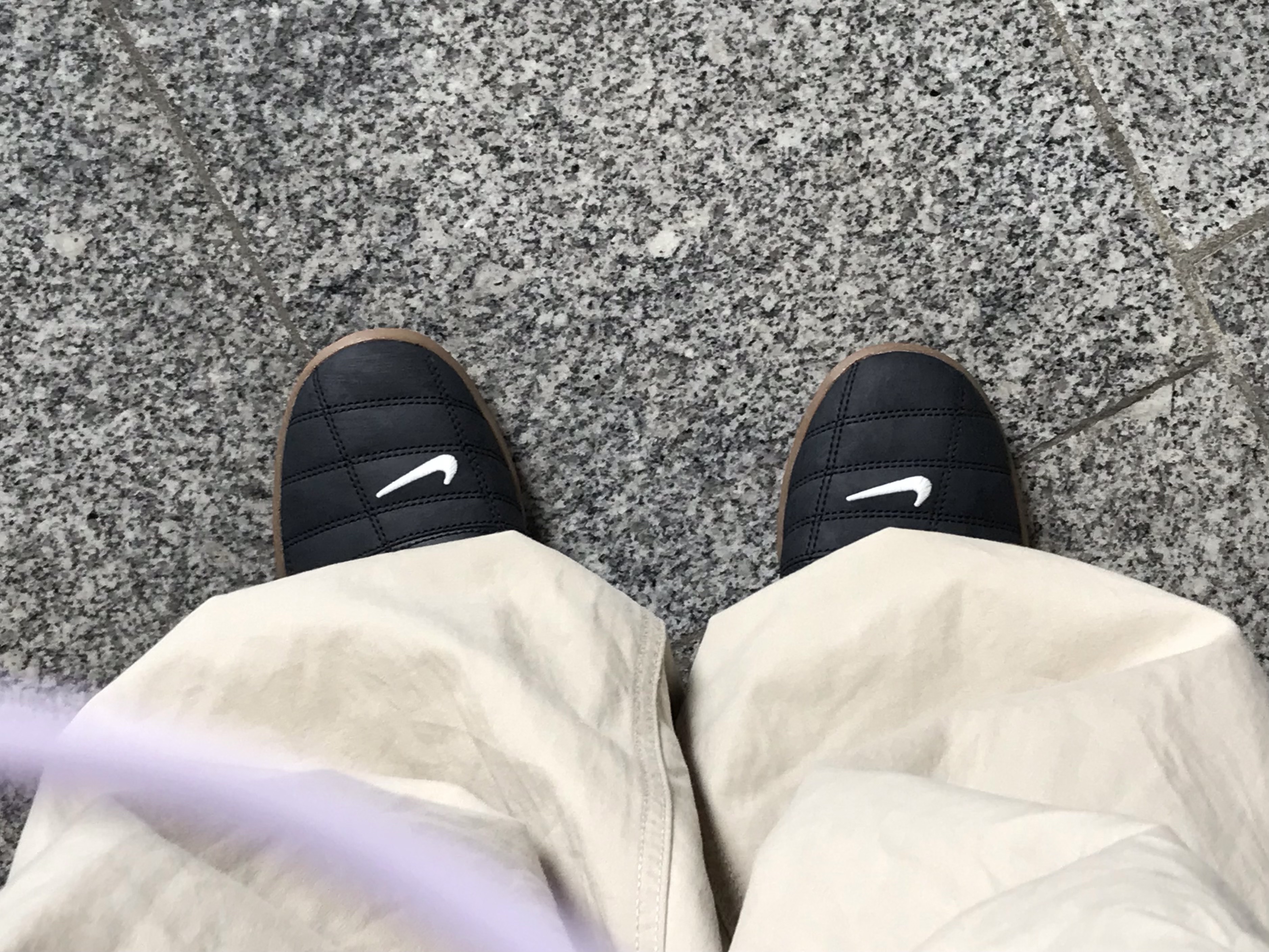 (W) Nike Total 90 III SP Black Gum Dark Brown 착용 스타일 - 2