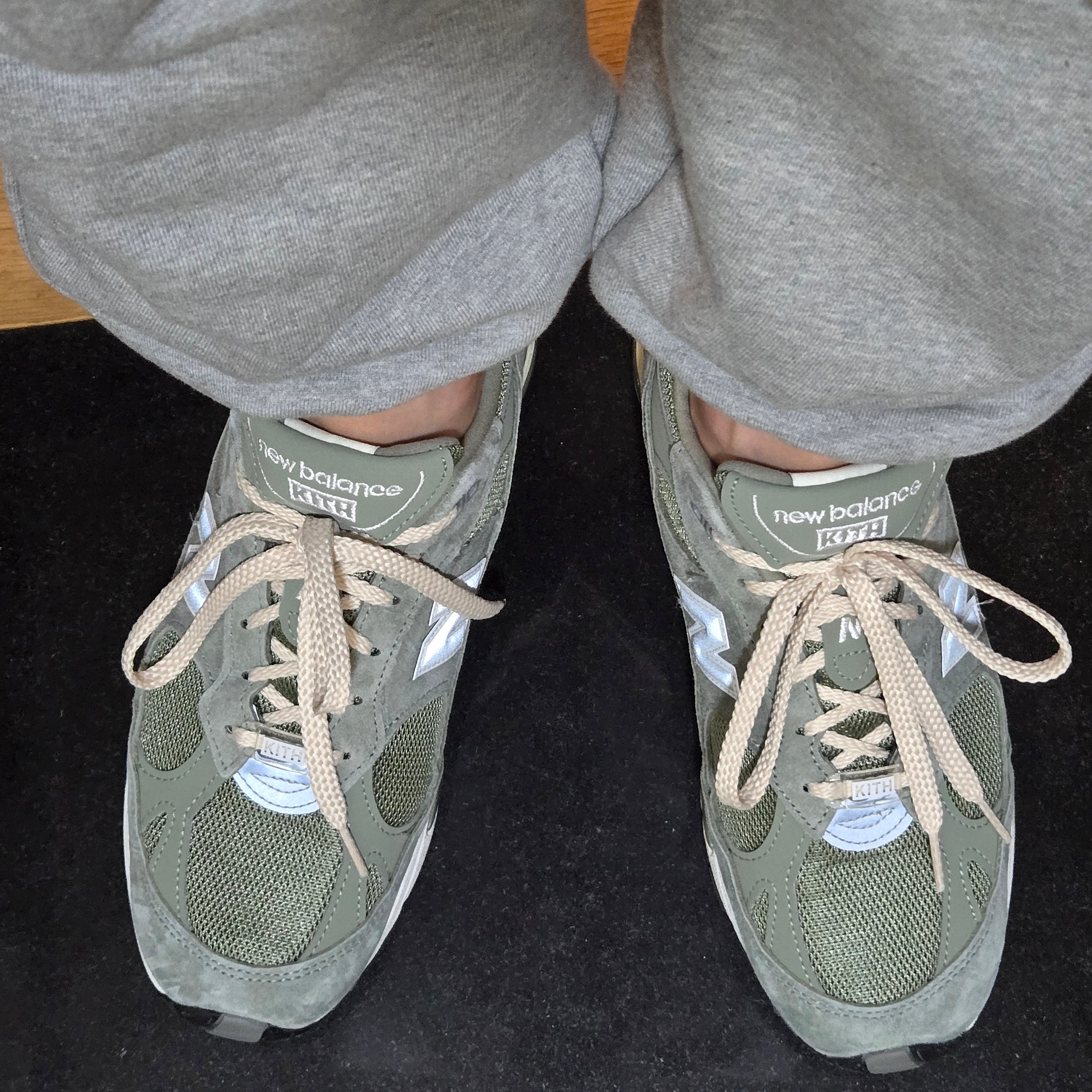 New Balance x Kith 991v1 Made in UK Vetiver 착용 스타일 - 2