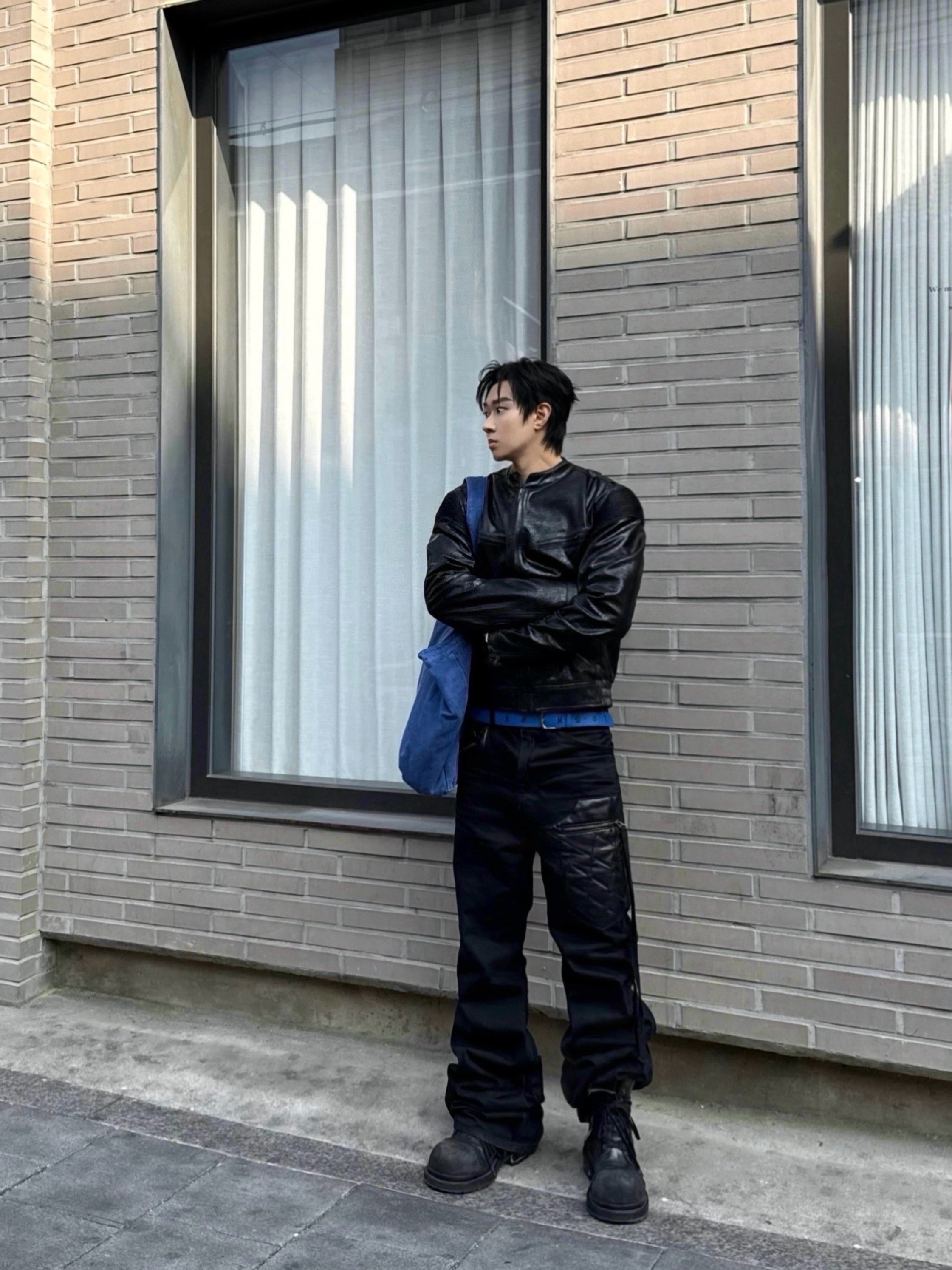 emostanceclub Leather Patch Flared Jeans V3 Black, Farfromwhat Far Faux Cracked Texture Leather Jacket 착용 스타일 - 1