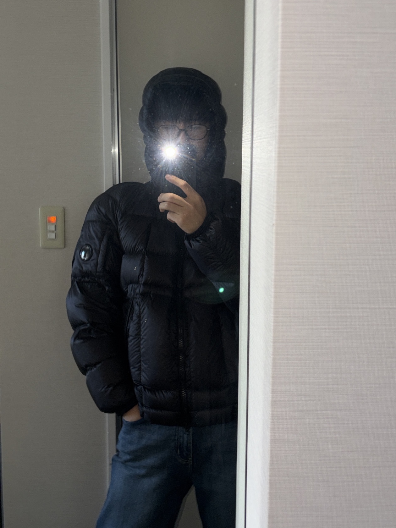 C.P. Company D.D. Shell Hooded Down Jacket Black - 25FW 착용 스타일 - 2