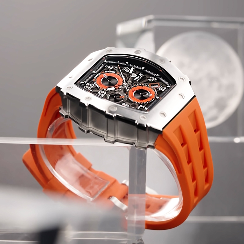 Tsar Bomba Elemental Chronograph Calendar Quartz  TB8204Q-11 Silver/Orange 착용 스타일 - 2
