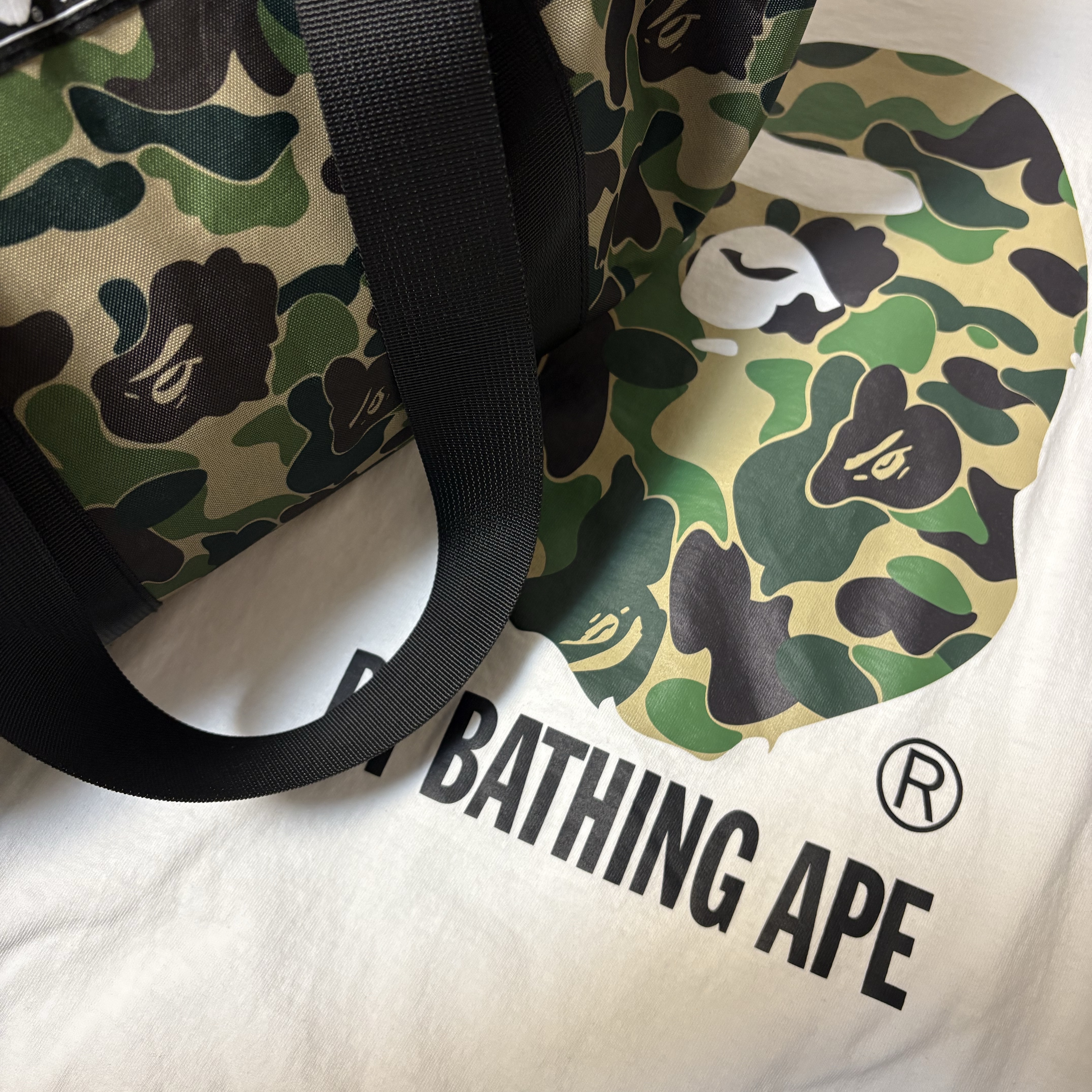BAPE ABC Camo By Bathing Ape T-Shirt White Green 착용 스타일
