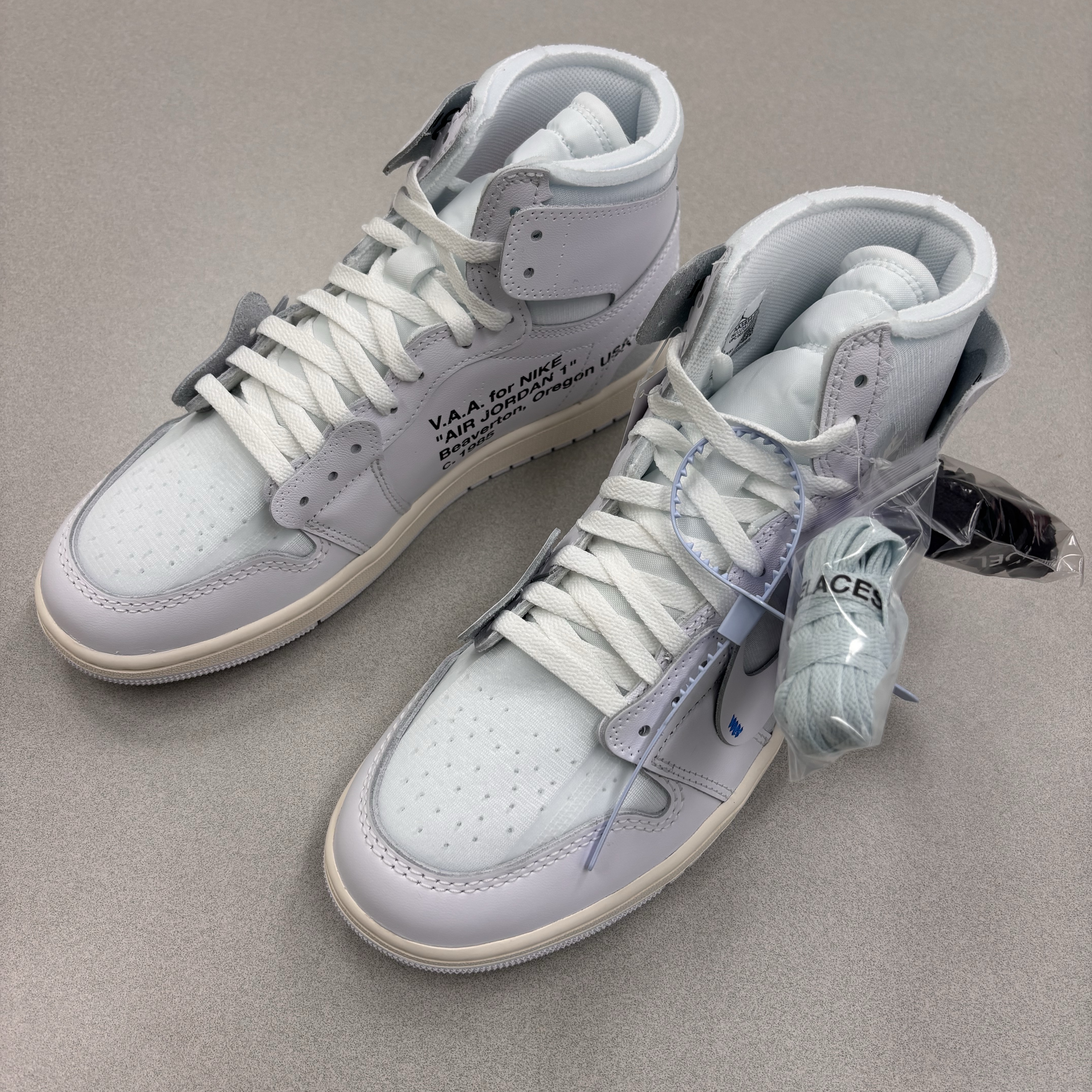 Jordan 1 x Virgil Abloh Archive Retro High Alaska White 착용 스타일