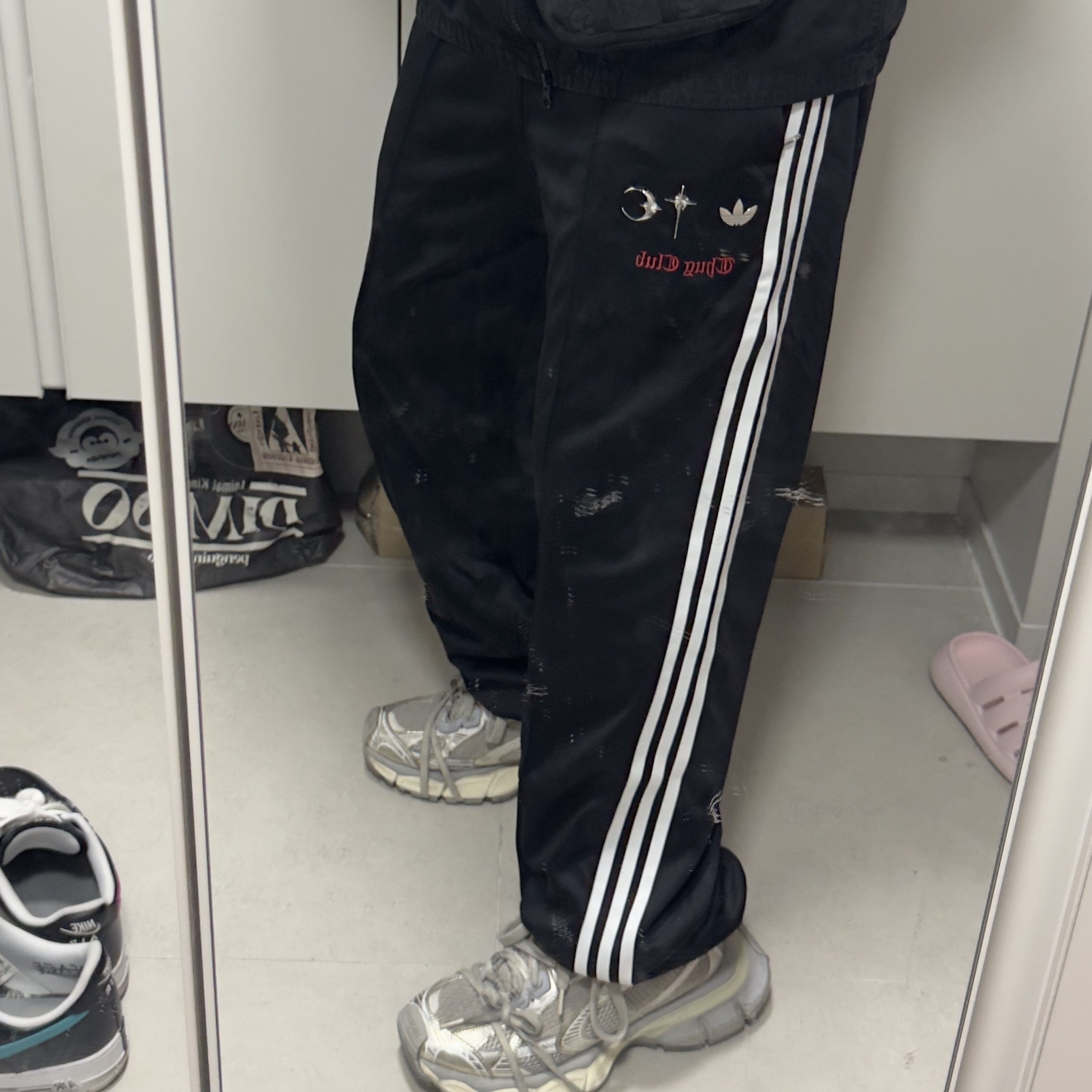 Adidas x Thug Club Superstar Jogger Pants Black - KR Sizing, Balenciaga 3XL Sneakers Light Beige 착용 스타일