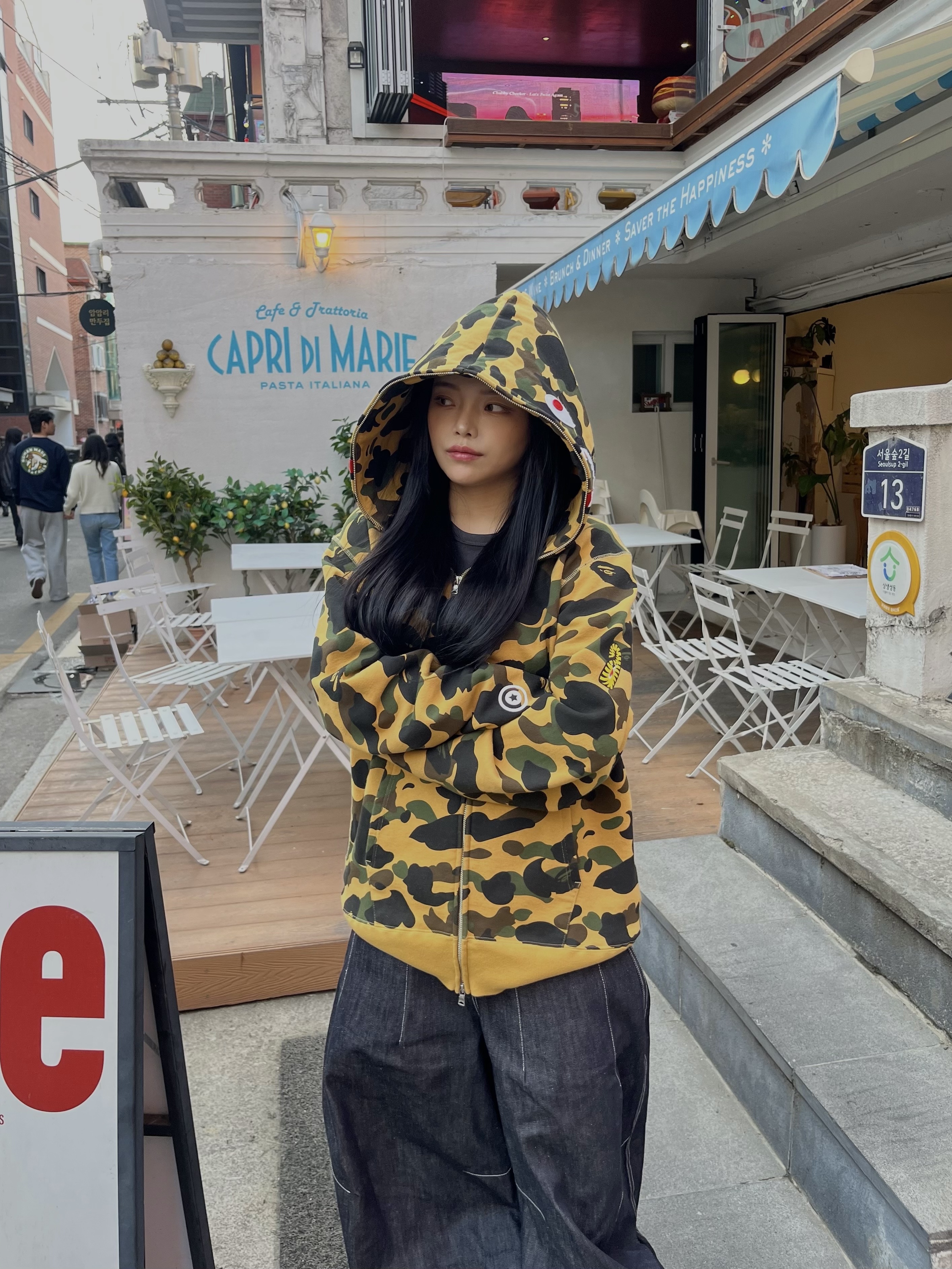 KASINA x Timberland 6 In Premium Vibram GTX Wheat, BAPE PONR 1st Camo 2nd Shark Full Zip Hoodie Yellow 착용 스타일 - 4