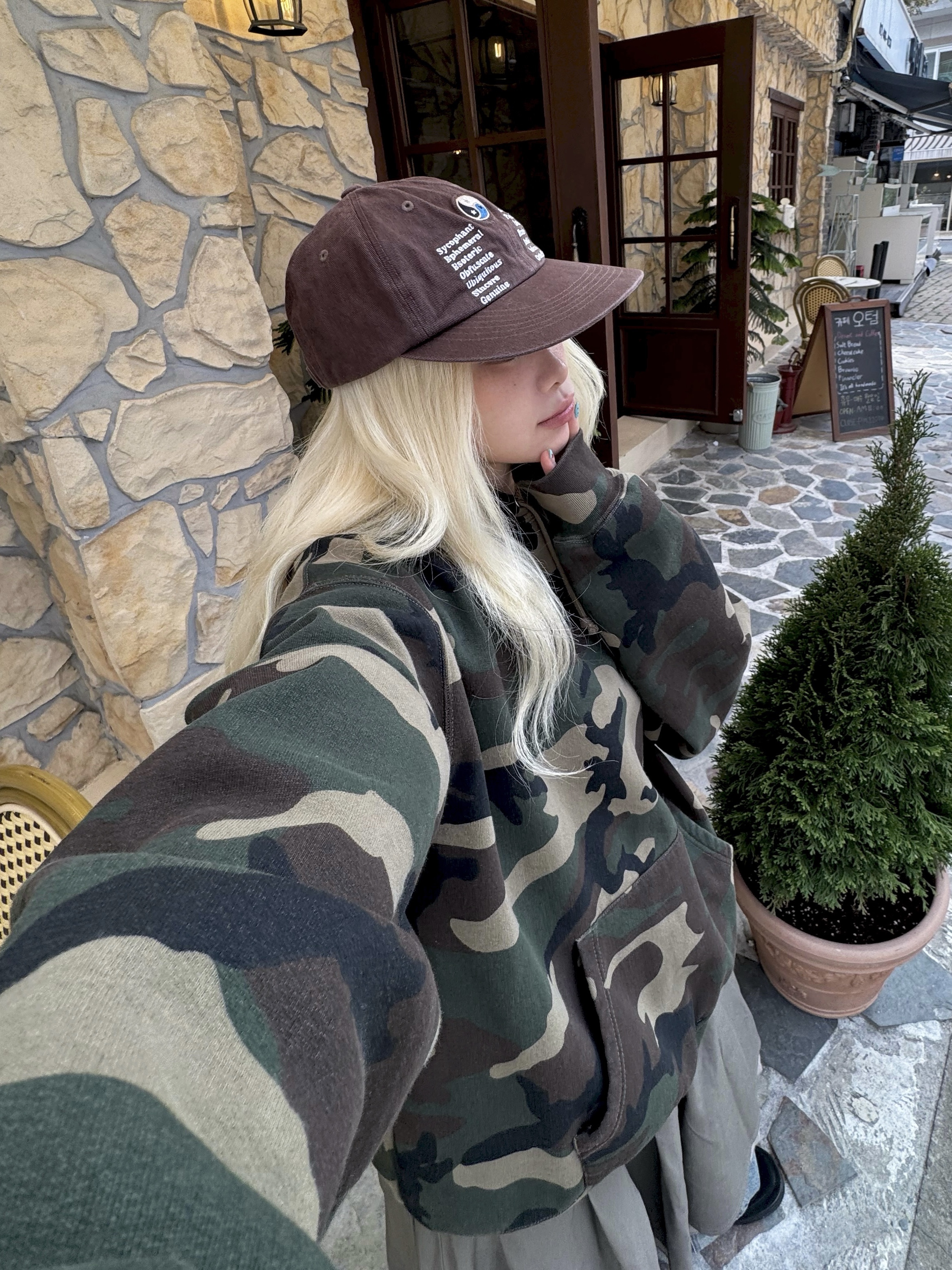 Supreme Team 94 Hooded Sweatshirt Woodland Camo - 25SS, (W) Coyseio Strap Shirring Skirt Ash Brown 착용 스타일
