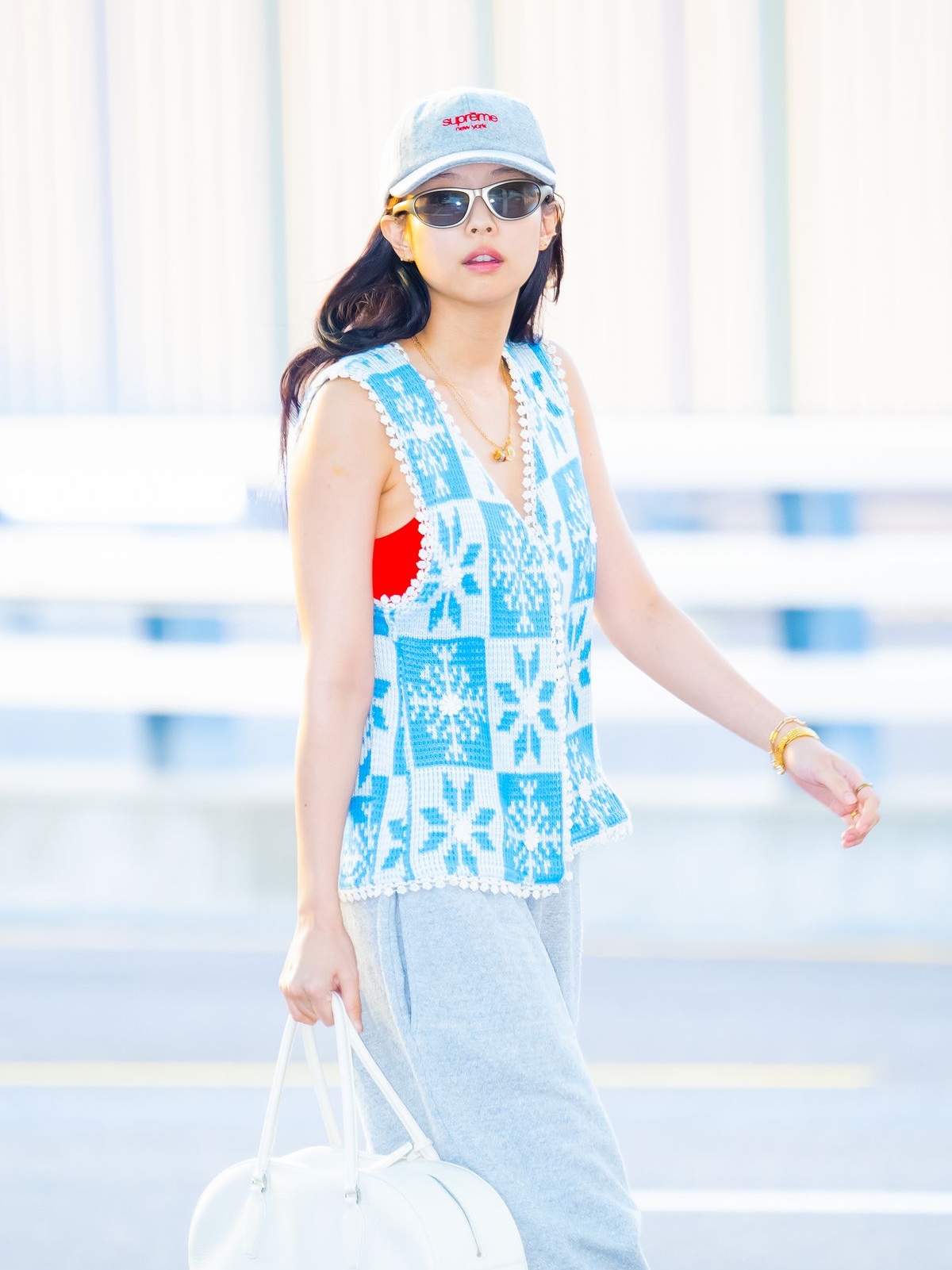 Young N Sang Women Snowflake Vest Blue - 26SS 착용 스타일 - 2