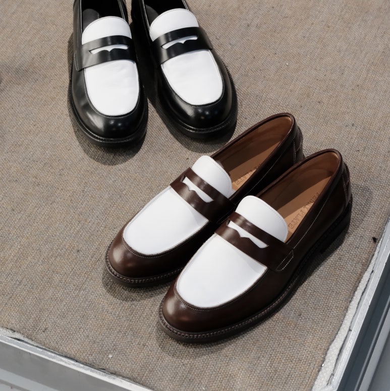 PENNY PLATE Men Loafer Brown Low 착용 스타일 - 2