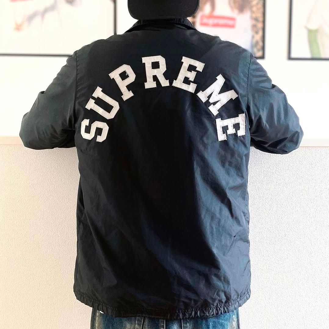 Supreme x Champion Coaches Jacket Purple - 24SS, Supreme x Champion Coaches Jacket Black - 24SS 착용 스타일 - 4