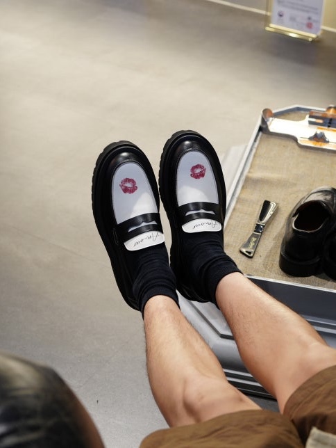 PENNY PLATE Men Loafer Kiss High 착용 스타일