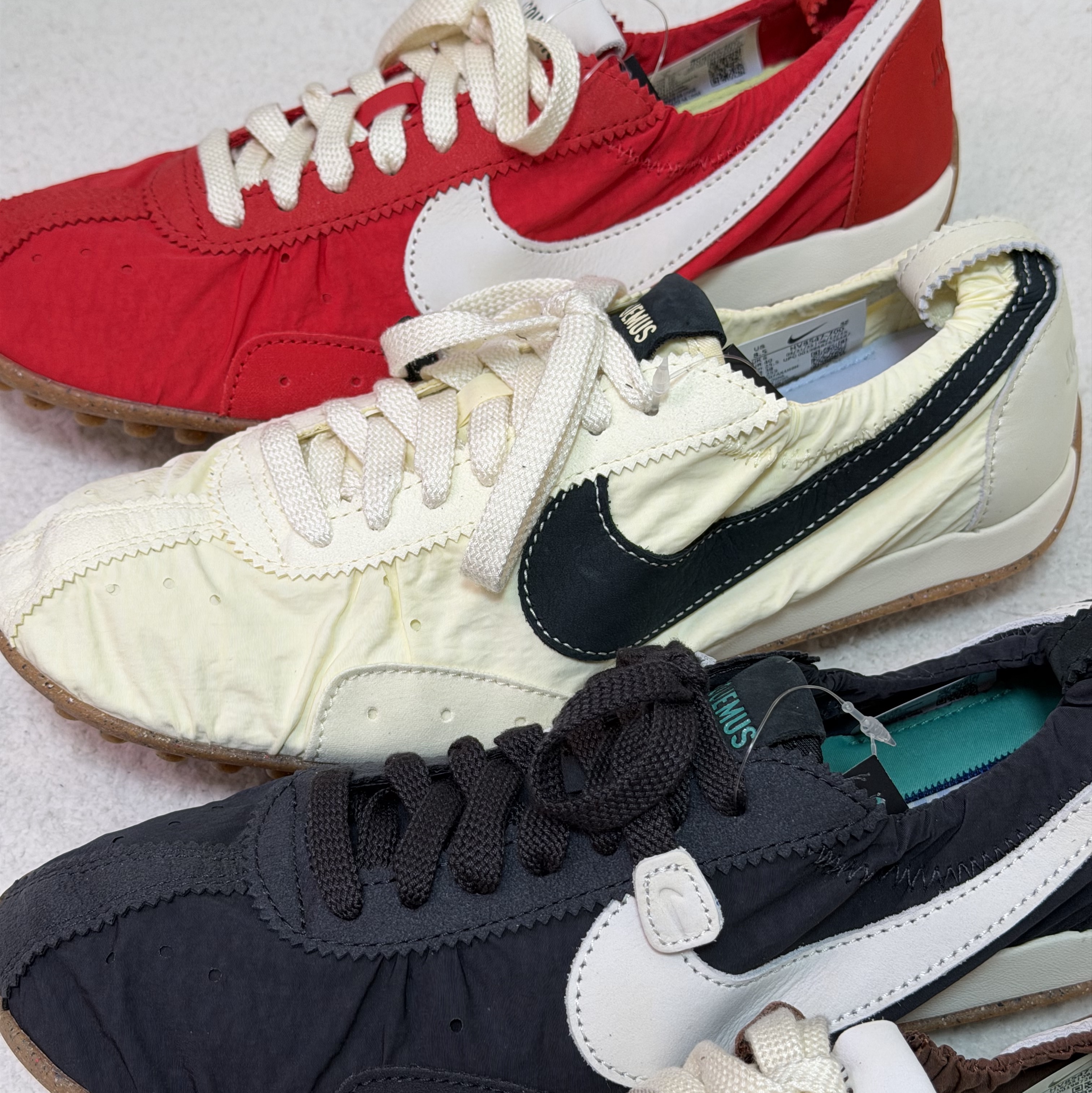 Nike x Jacquemus Moon Shoe SP University Red and Bicycle Yellow, Nike x Jacquemus Moon Shoe SP Alabaster Off Noir 착용 스타일 - 4