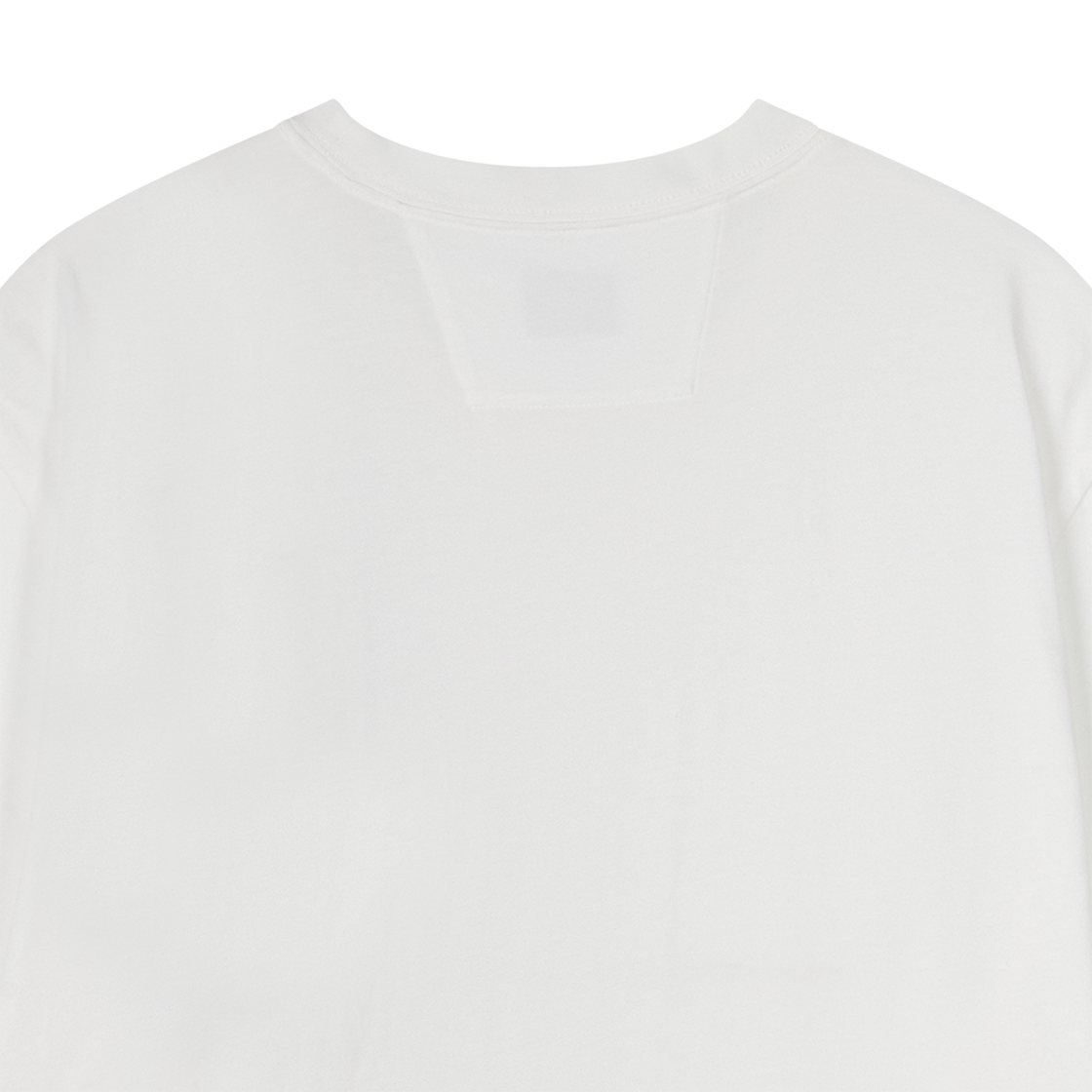 C.P. 컴퍼니 30/1 저지 쇼트 슬리브 로고 패치 티셔츠 거즈 화이트 - 26SS(C.P. Company 30/1 Jersey Short Sleeve Logo Patch T-Shirt Gauze White - 26SS) - 4