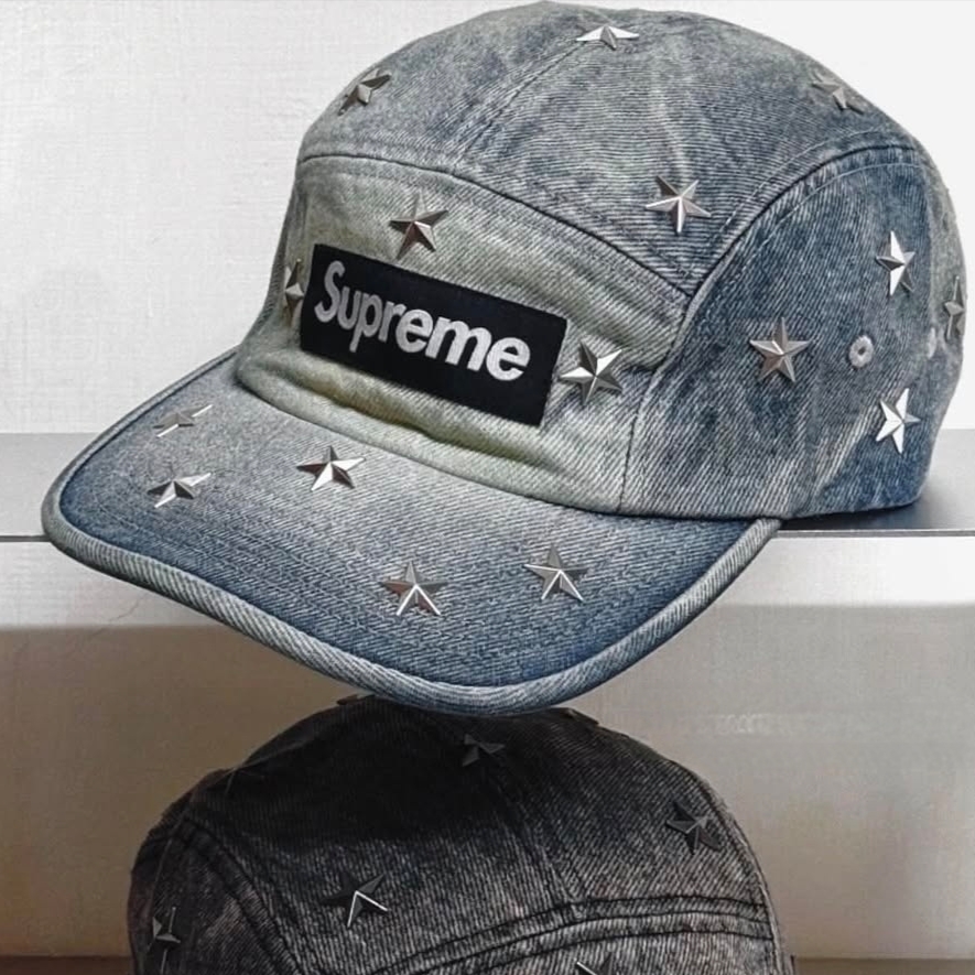 Supreme Stars Studded Denim Camp Cap Washed Indigo - 26SS 착용 스타일 - 2