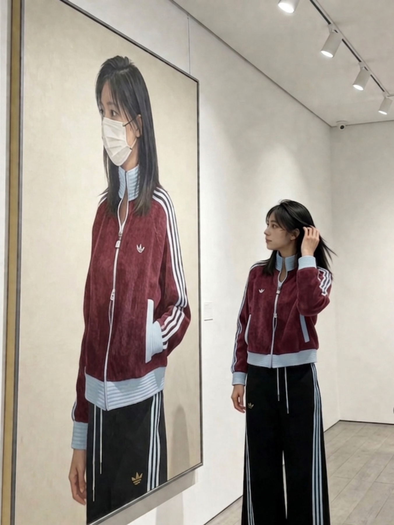 (W) Adidas Originals Year Of The Snake Retro Velvet Collared Track Top Dark Red - KR Sizing, Adidas x Atmos Denim Firebird Track Top Indigo Denim - KR Sizing 착용 스타일 - 2