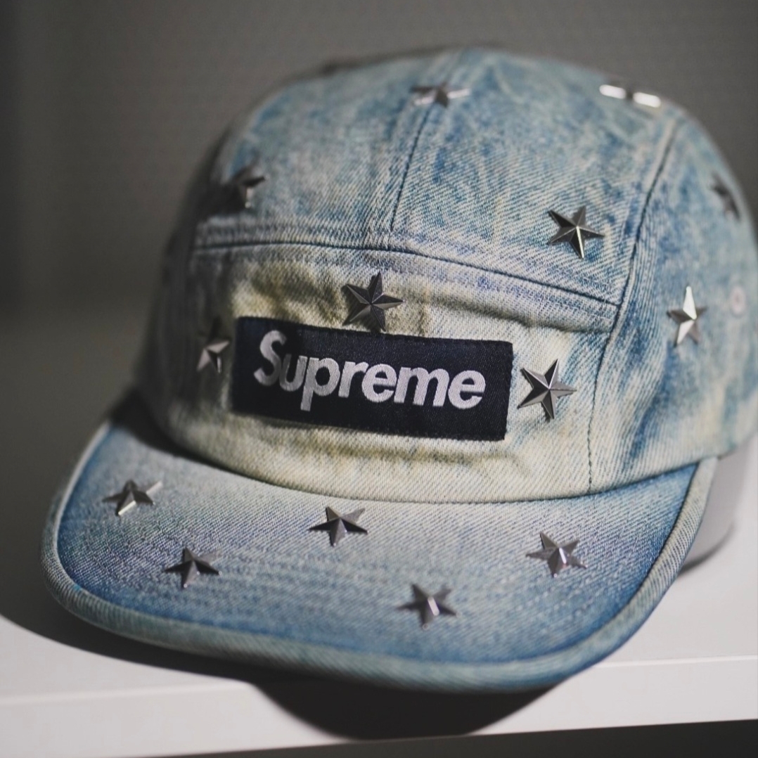 Supreme Stars Studded Denim Camp Cap Washed Indigo - 26SS 착용 스타일 - 1