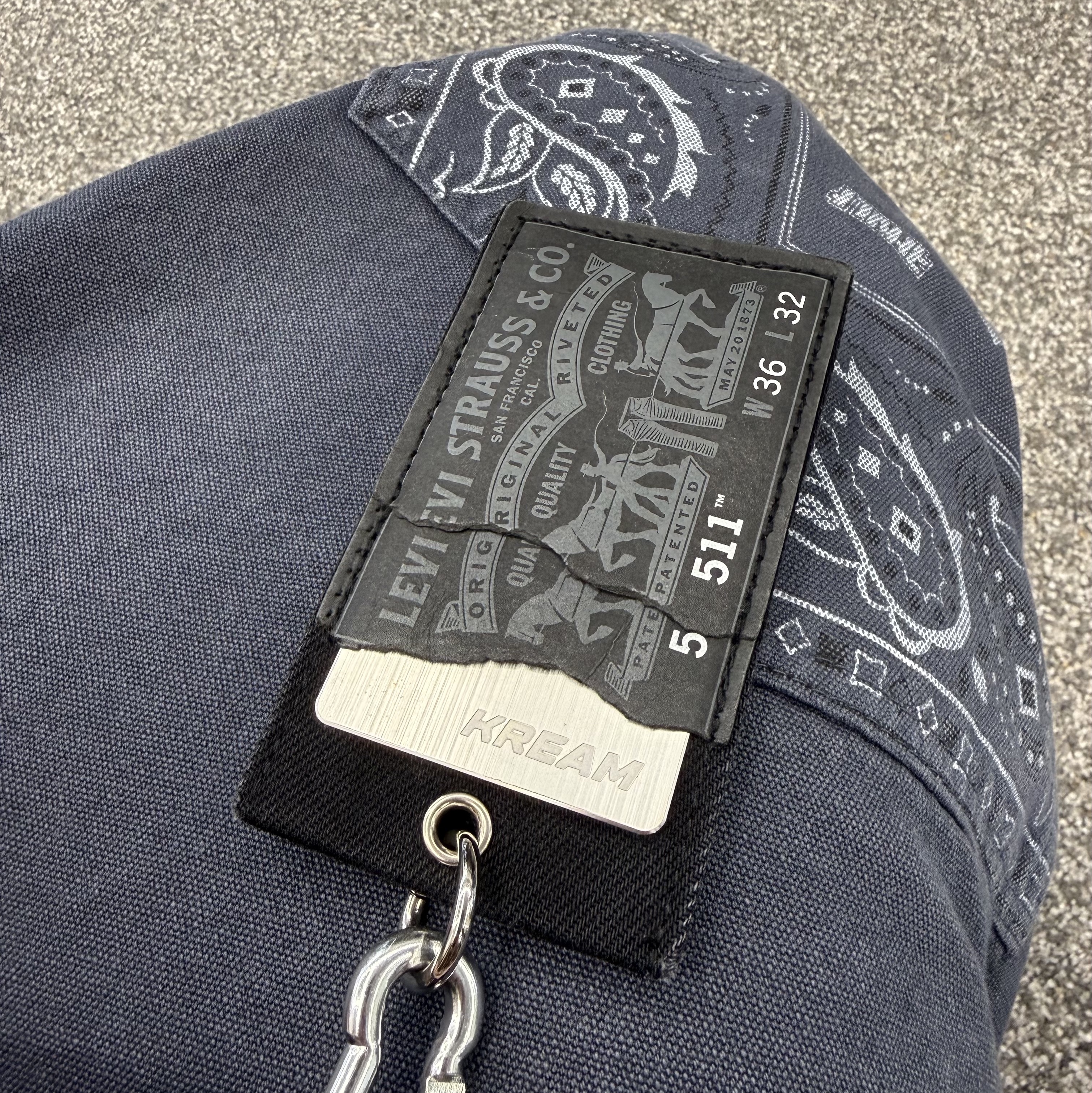 Travis Scott Cactus Jack x Fragment x Nike Houston To Ise Mie Hat Black, Travis Scott Cactus Jack x Fragment x Murakami Takashi The Down T-Shirt Pink 착용 스타일 - 6