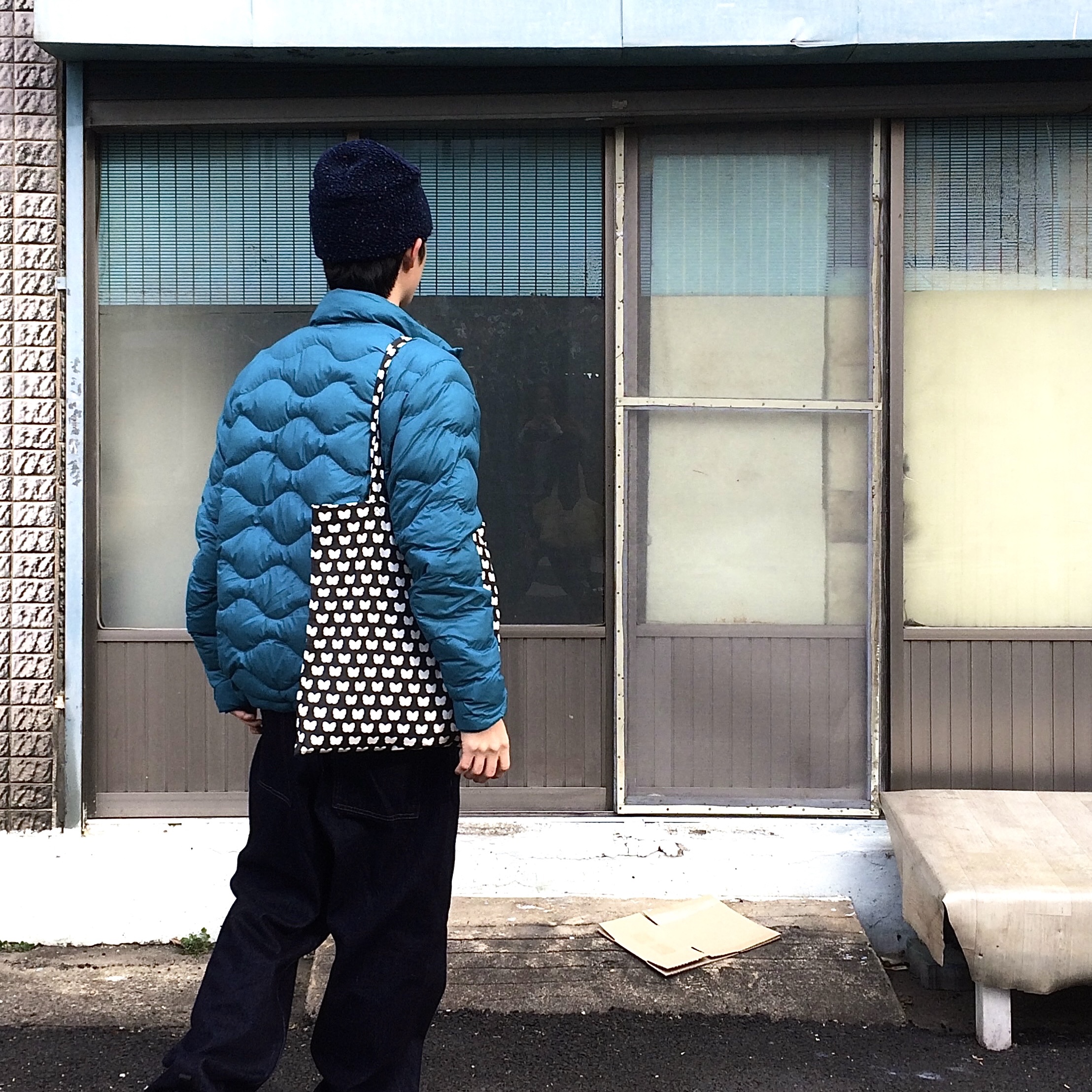Roa Hiking Katharina Black, Uniqlo x JW Anderson Straight Jean Blue - KR 착용 스타일 - 2