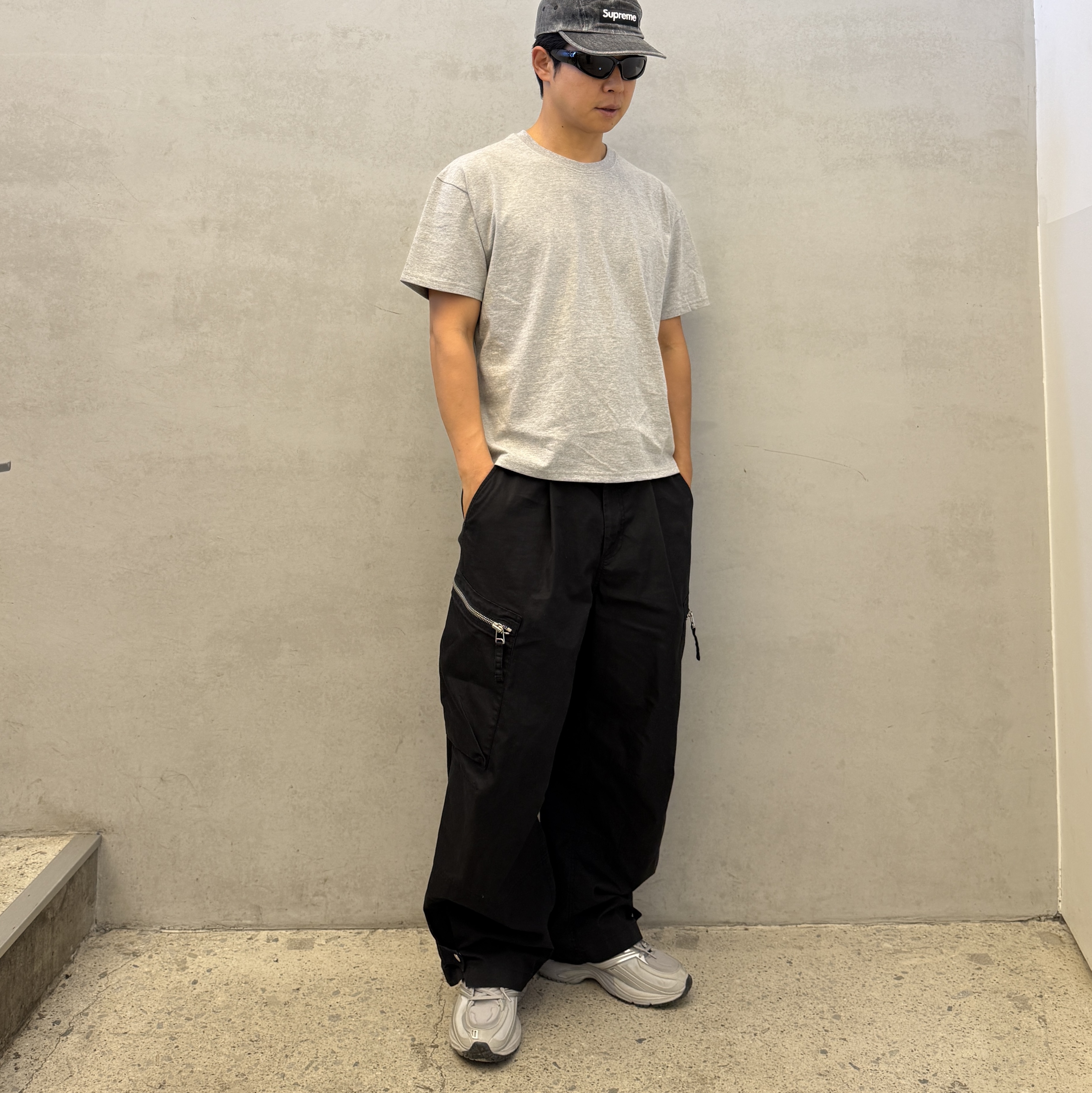 Knitted Cotton Crop T-Shirts Grey 착용 스타일 - 2