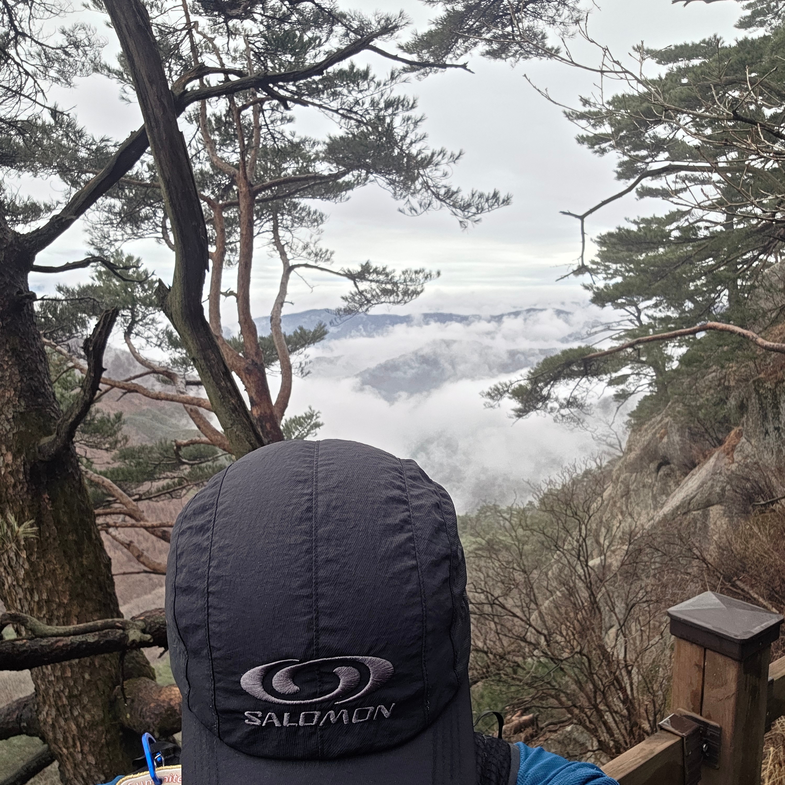 Salomon Link Camp Cap Black 착용 스타일 - 2