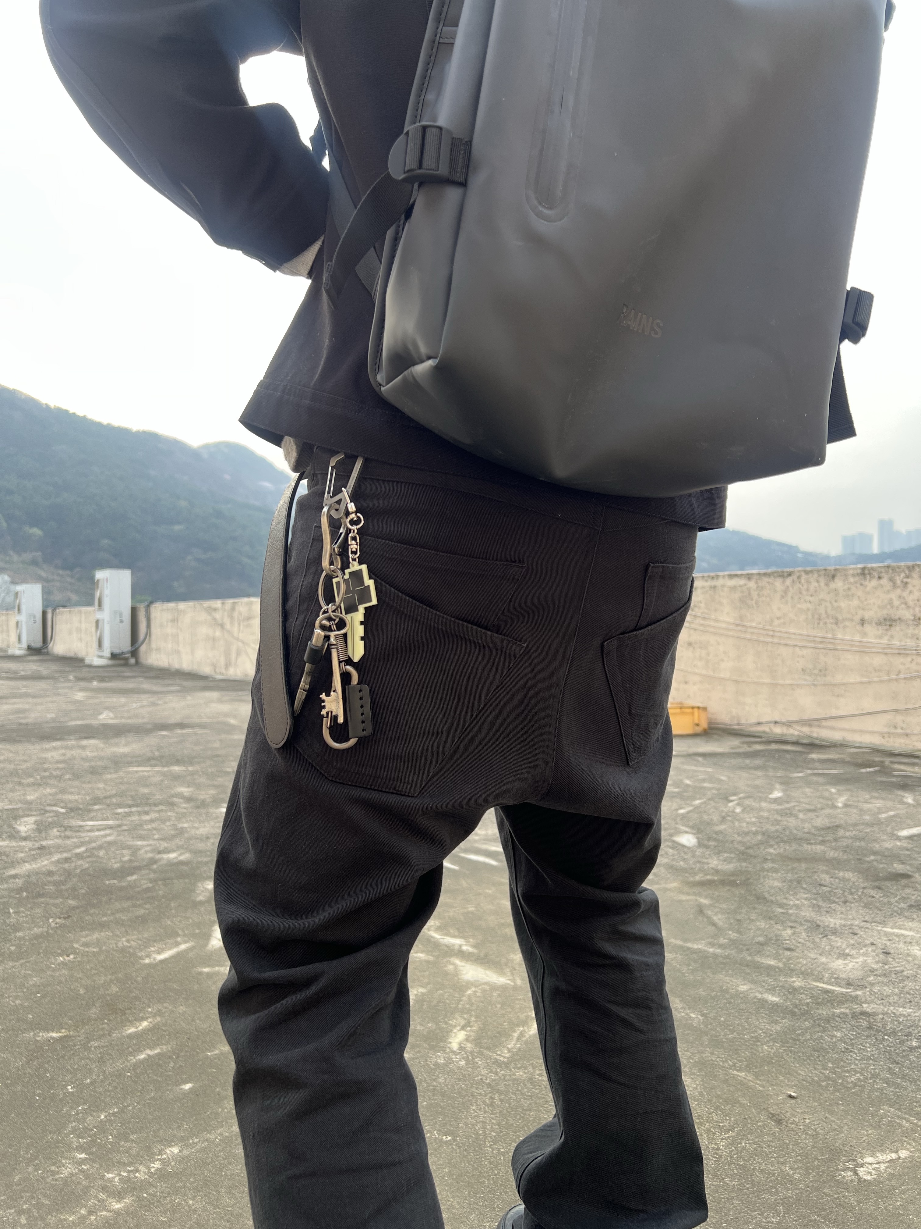 Nonnod Flared Pants Black, Undermycar MU.128 Original Logo Cracked Leather Belt Silver / Black 착용 스타일 - 2