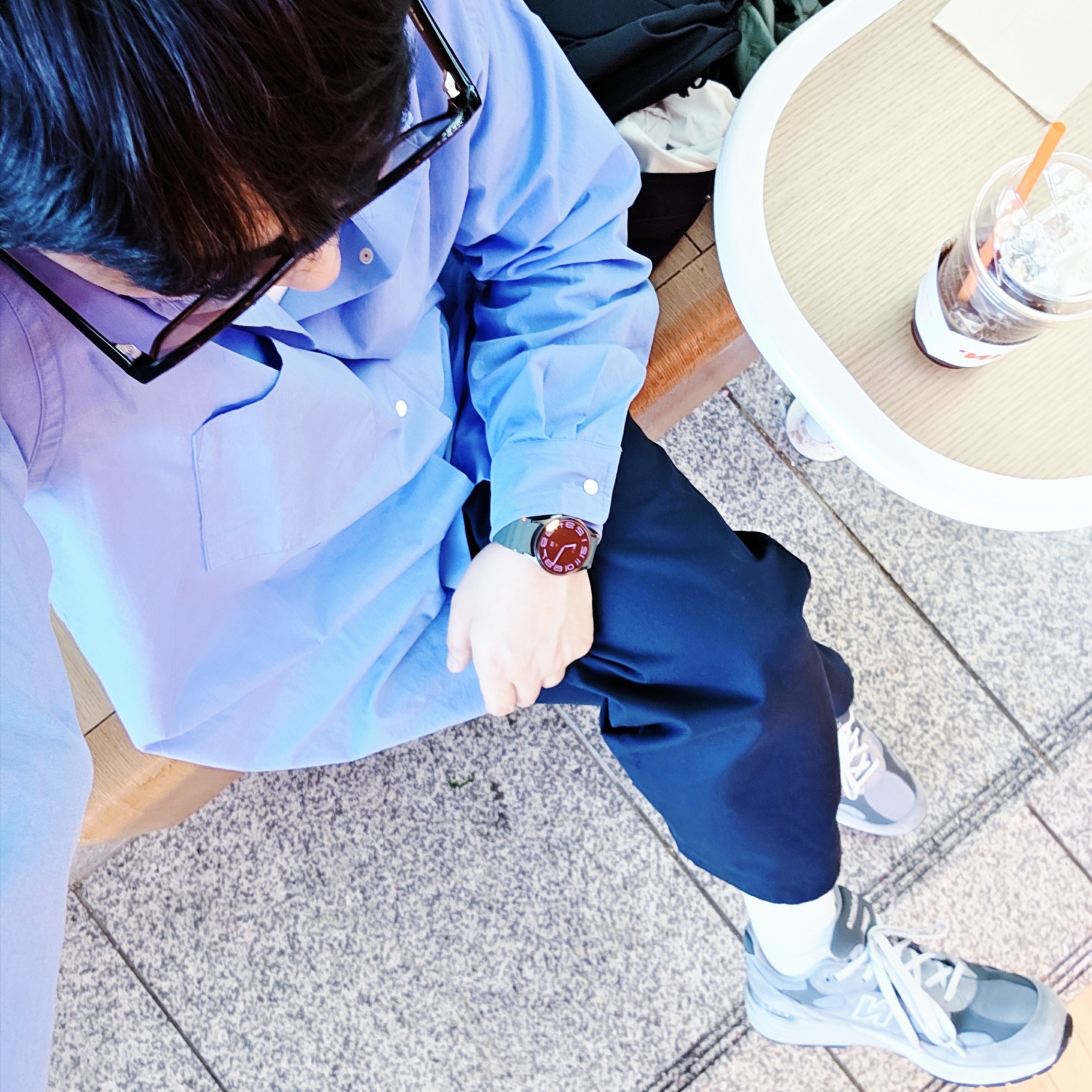 Nanamica 2L Nylon Gore-Tex Cruiser Jacket Navy, Salomon Trailblazer 20 Black 착용 스타일 - 3
